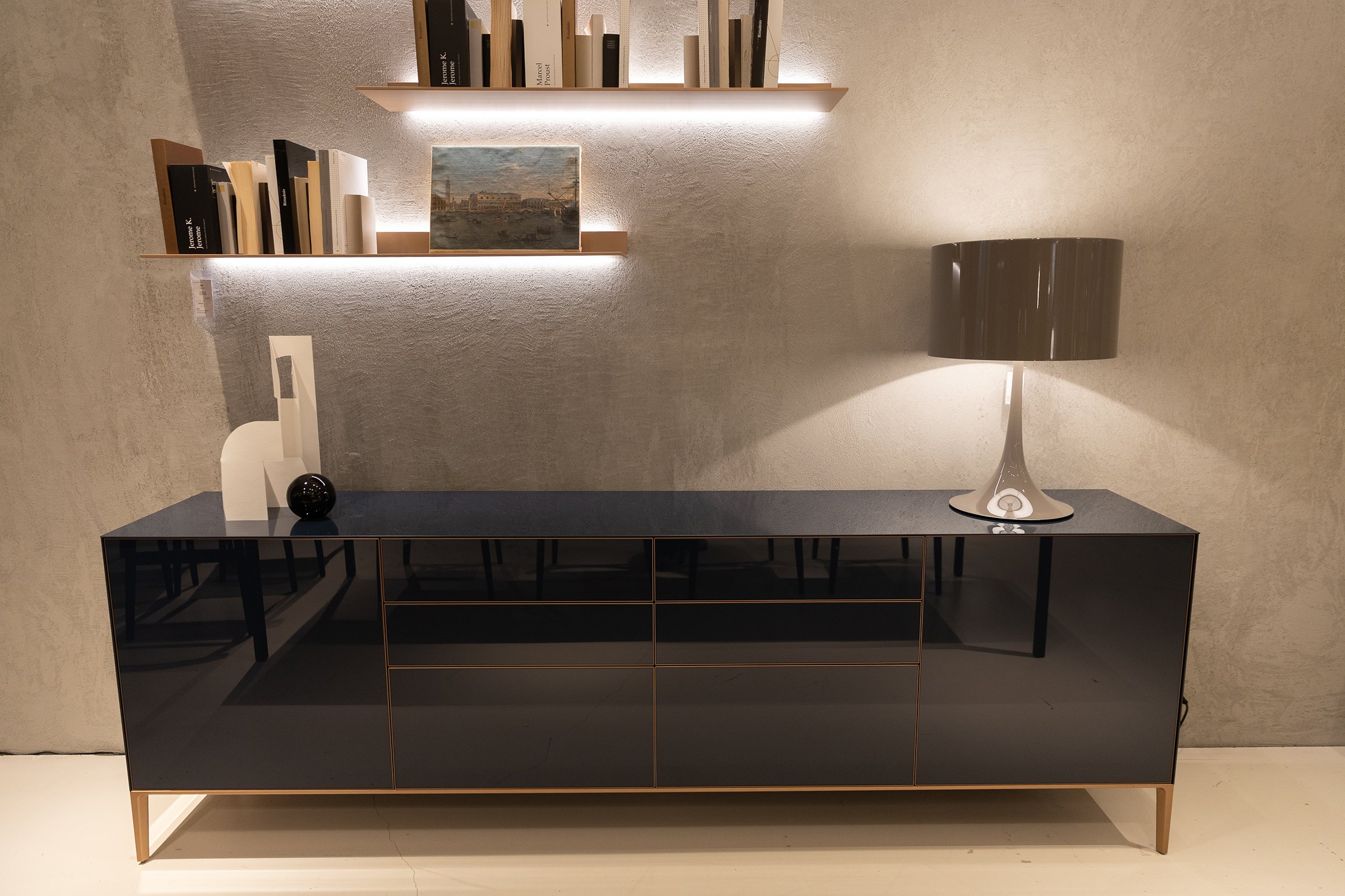 SELF UP SIDEBOARD BY RIMADESIO