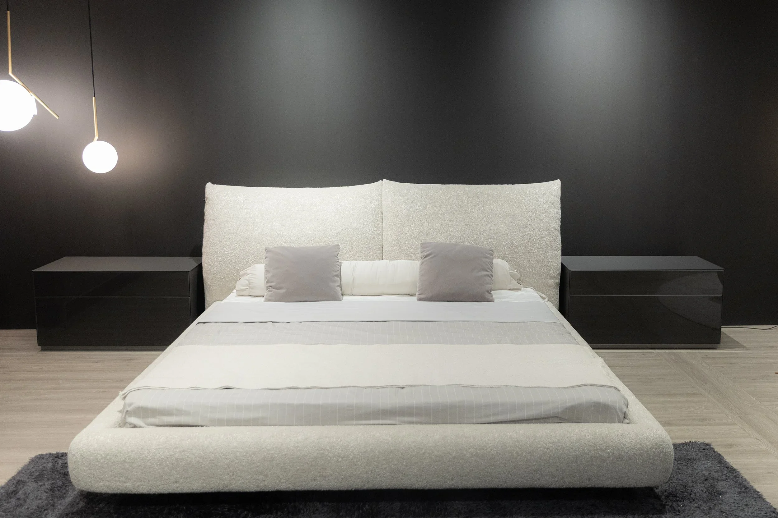 Edra Stand By Me King Size Bed