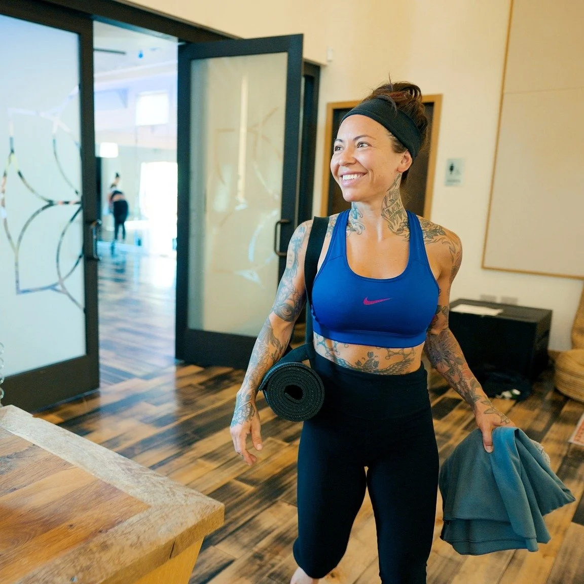 That post-practice feeling ✨
Flow, breathe, connect - and don&rsquo;t forget to grab something nourishing from the cafe after class.

#mountainlotusyoga #truckeeyoga #yoga #yogacommunity #tahoecommunity