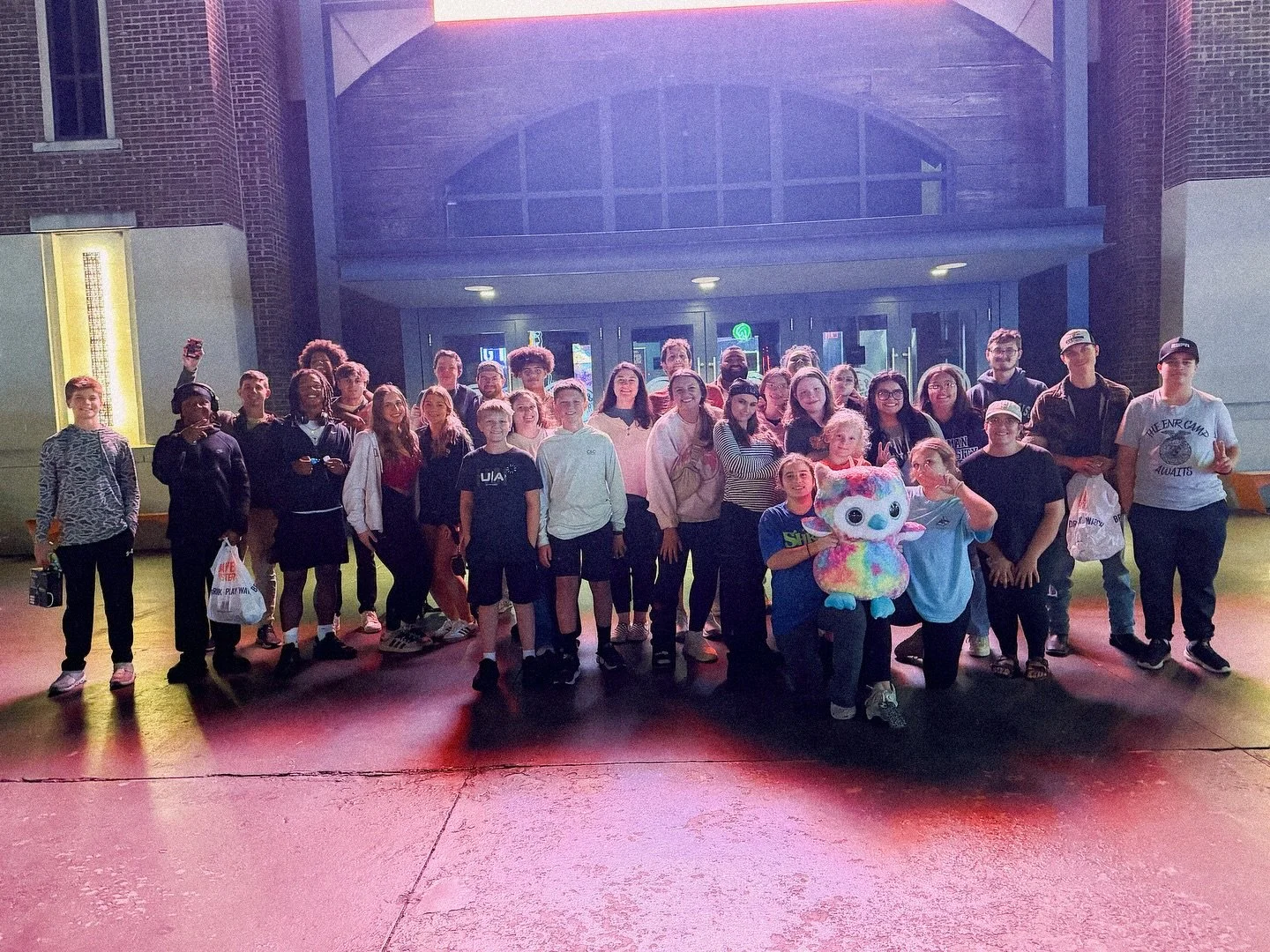 throwback to our amazing time at @daveandbusters this past Wednesday! 🎟️ 🕹️we hope you are ready for more cause yth is tonight ❤️ we&rsquo;ll see you at 6pm 🍗