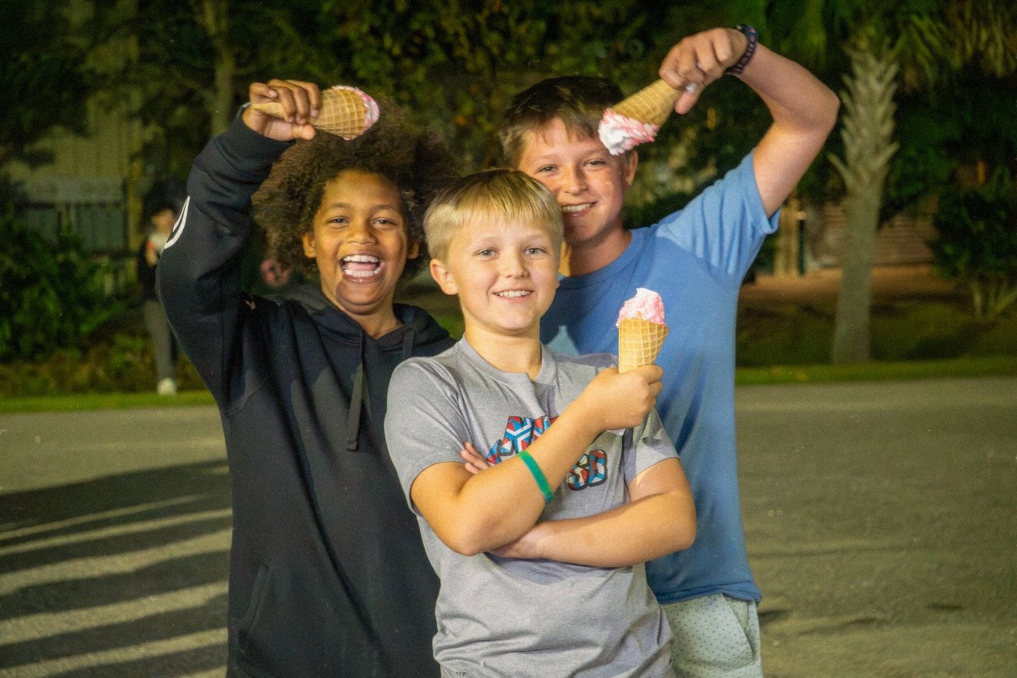 yth tonight! the ☀️ is finally here ! come hang out tonight for bojangles 🍗 +kickball ☄️🏃🏃&zwj;♀️+time in God&rsquo;s Word 📖 +mr softees ice cream 🍦 we cant wait see yout at 6pm 🙏