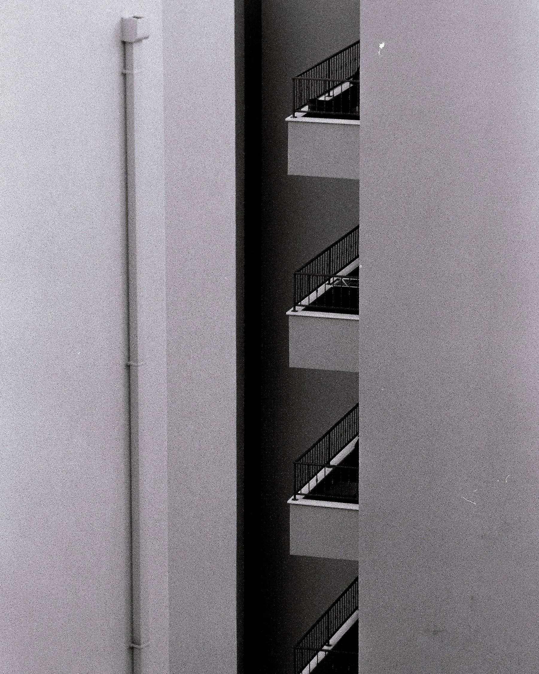 R1-01613-0014 edit.jpg
