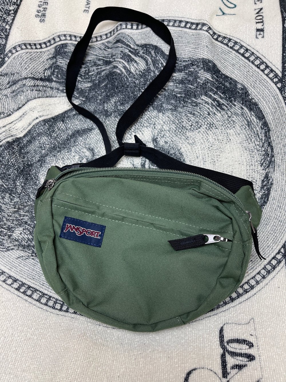 Jansport Fanny Pack — Nearly New Store