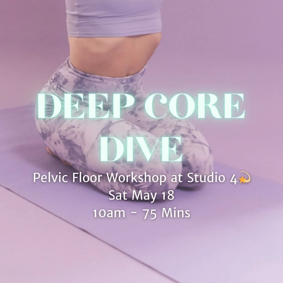 Let's understand what's happening here, ladies &amp; gents. 
&bull;
&bull;
@sarahclift.flannery is going to teach us some anatomy &amp; help us to understand the pelvic floor from a physical therapy point of view. After that, it's yoga/pilates time t