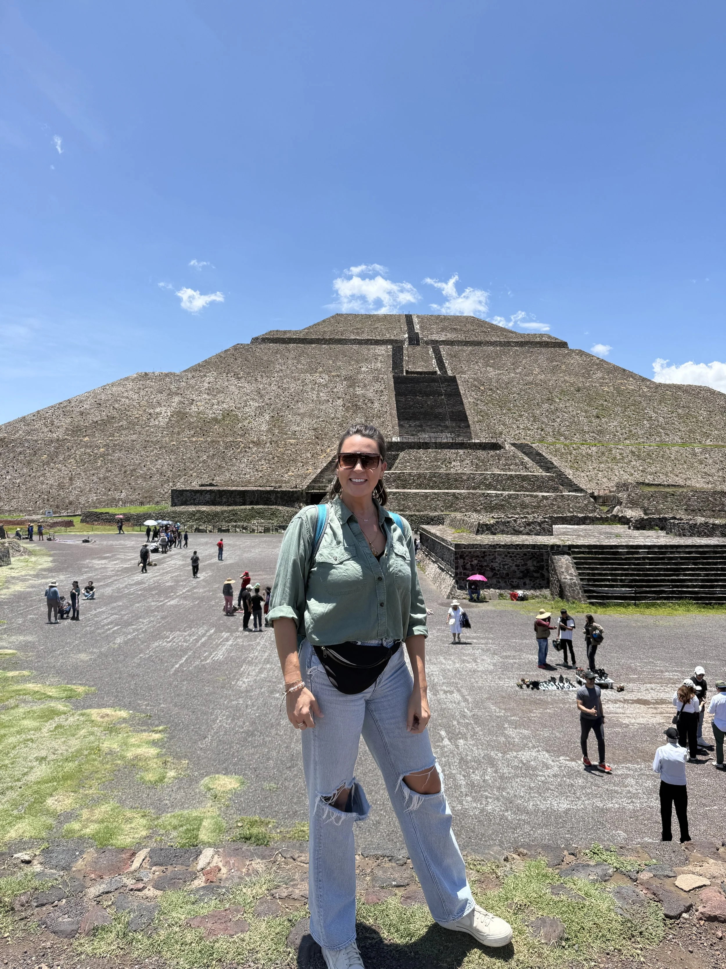 j maxine solo travel