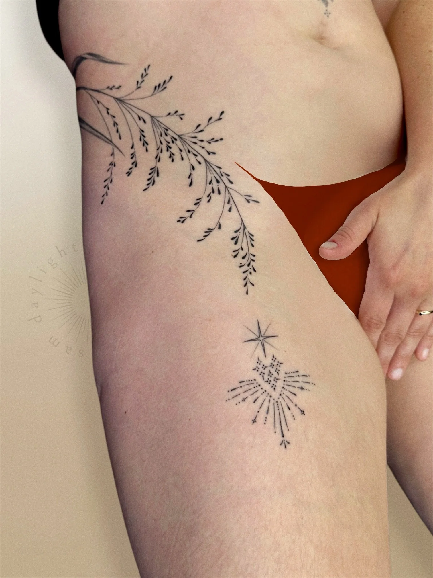 Symmetrical hips that wrap all the way around to the back. I made this tattoo FOREVER ago and had to edit tf out these images in hopes of them not getting taken down on the gram ~ But I&rsquo;m so happy to finally be sharing these because this was su