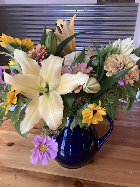 lily bouquet.jpg
