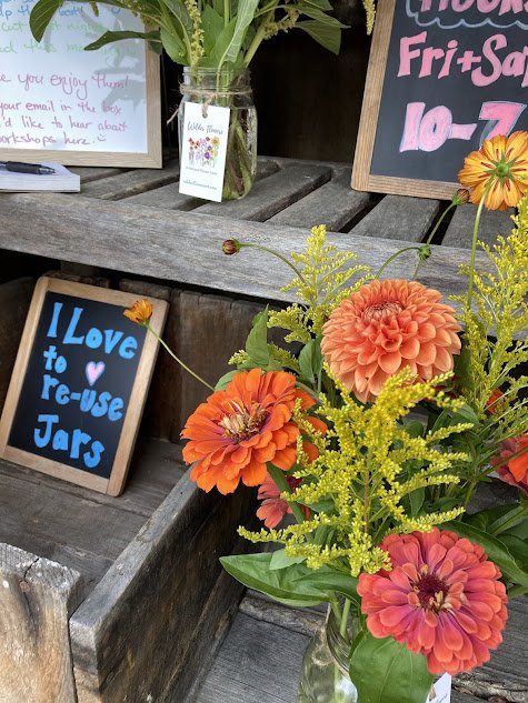 zinnias on the stand.jpg