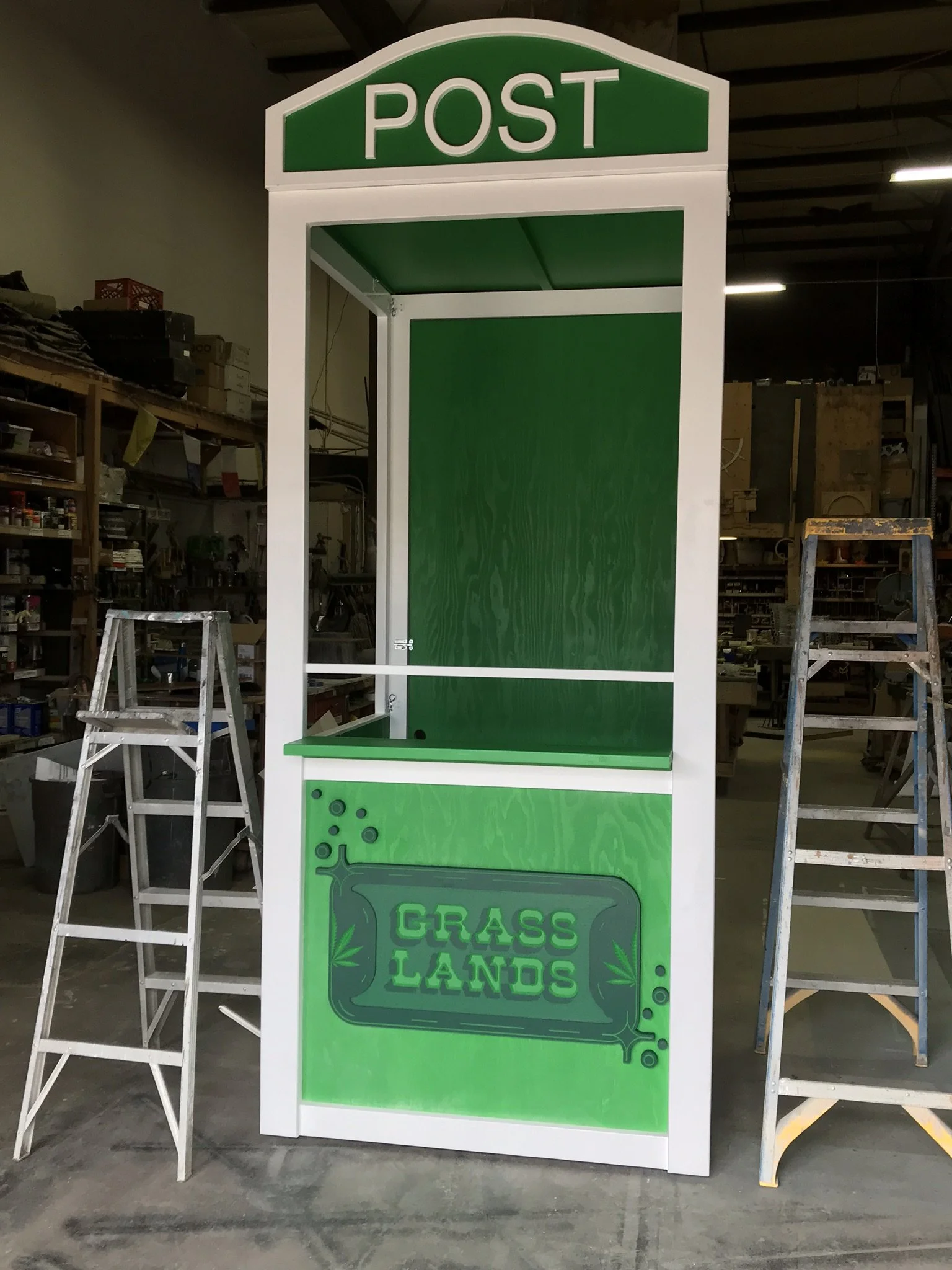 Cannabis Festival Booth (2019)
Scenic Charge Artist