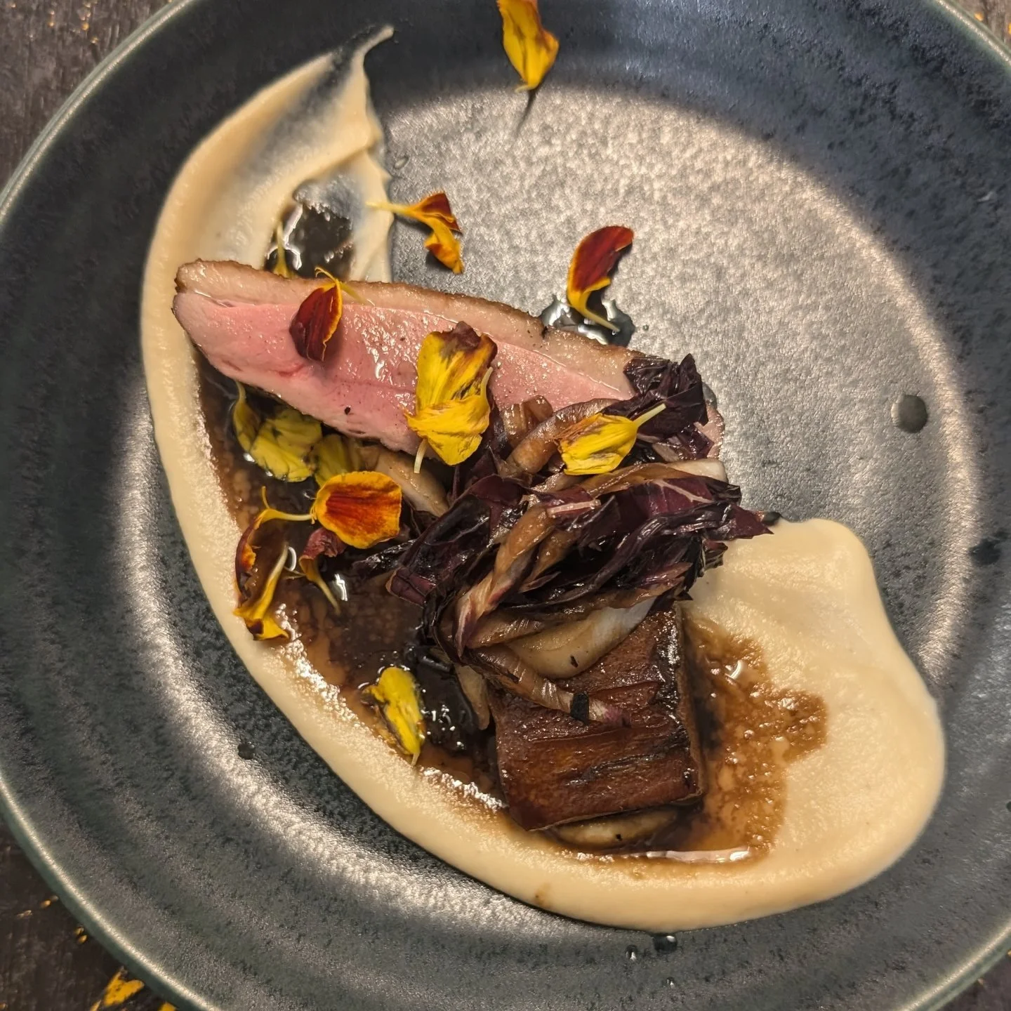 Seattle photo dump. Some food by me from two nights of SOLD OUT dinners at @thekitchenseattle , some food from a truly wonderful meal at @chicoryrestaurant in Olympia, some epic flight pics with my cousin who's a DANG PILOT now and what a week we've 