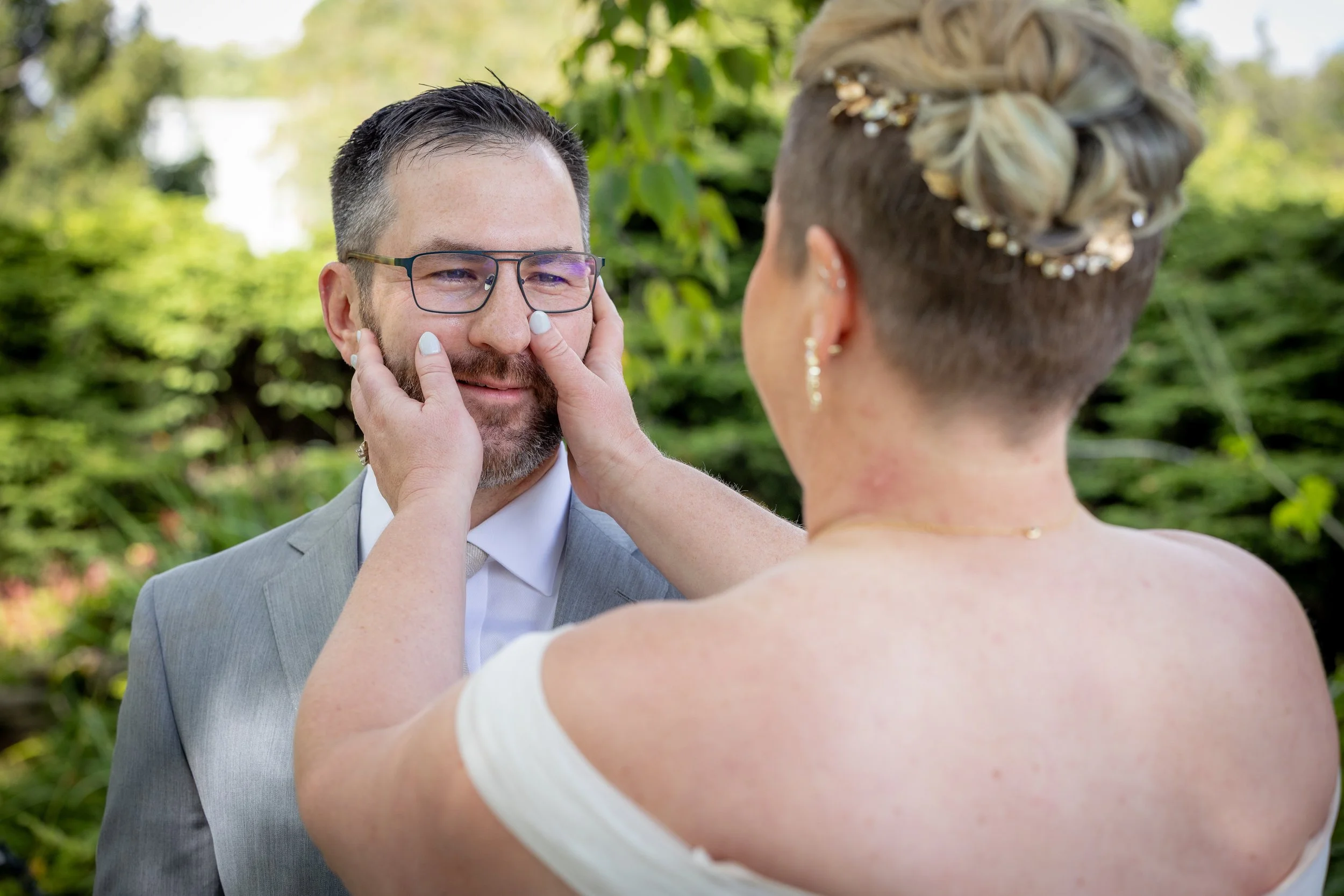 Megan &amp; Sam’s Lake Michigan Wedding at     South Shore Park and Botanical Gardens