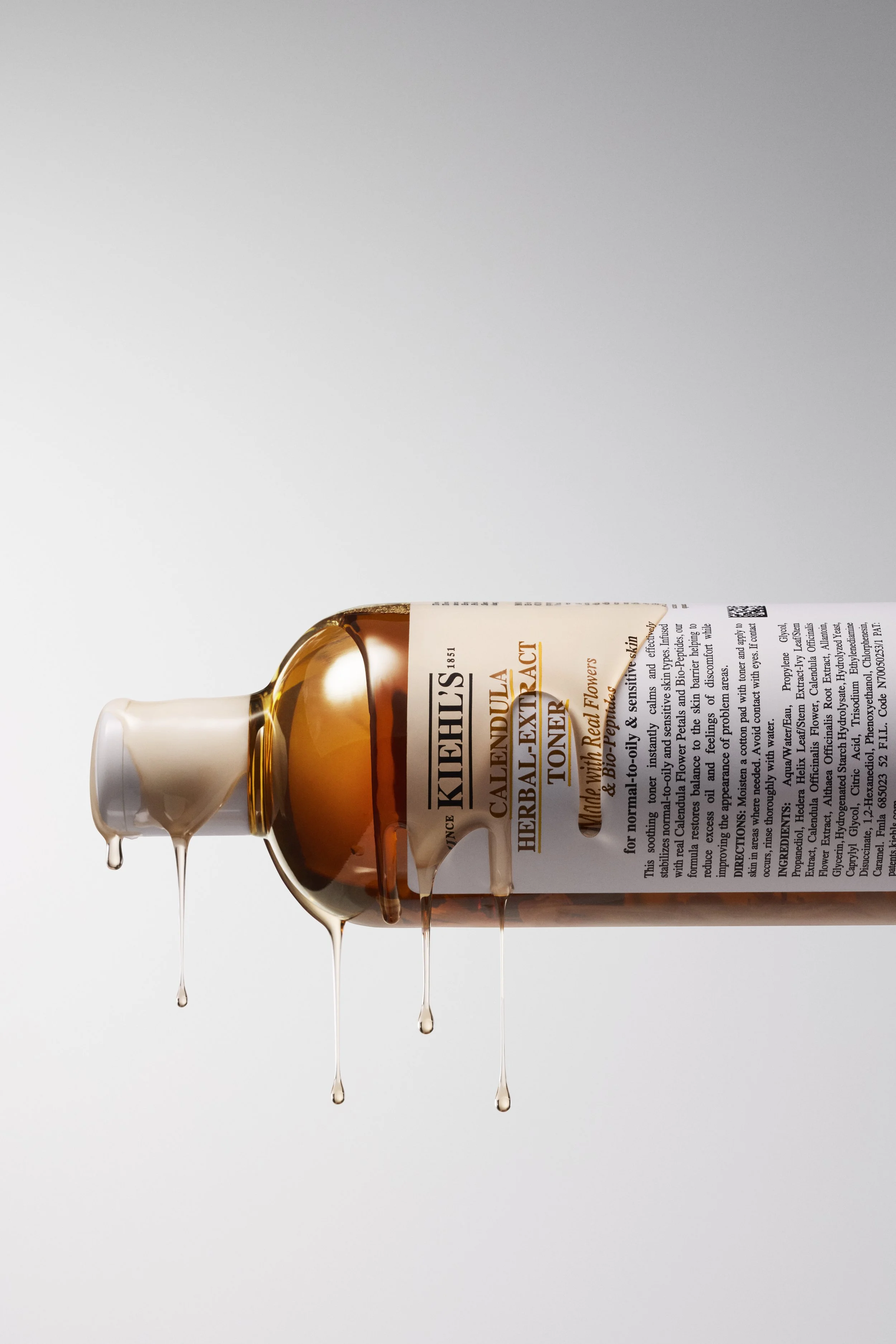 KIE-2026-JUNE-FF-50OFF-TEXTURE-CALENDULA-TONER_119_DRIP-OPT_v4_QC_R300.jpg
