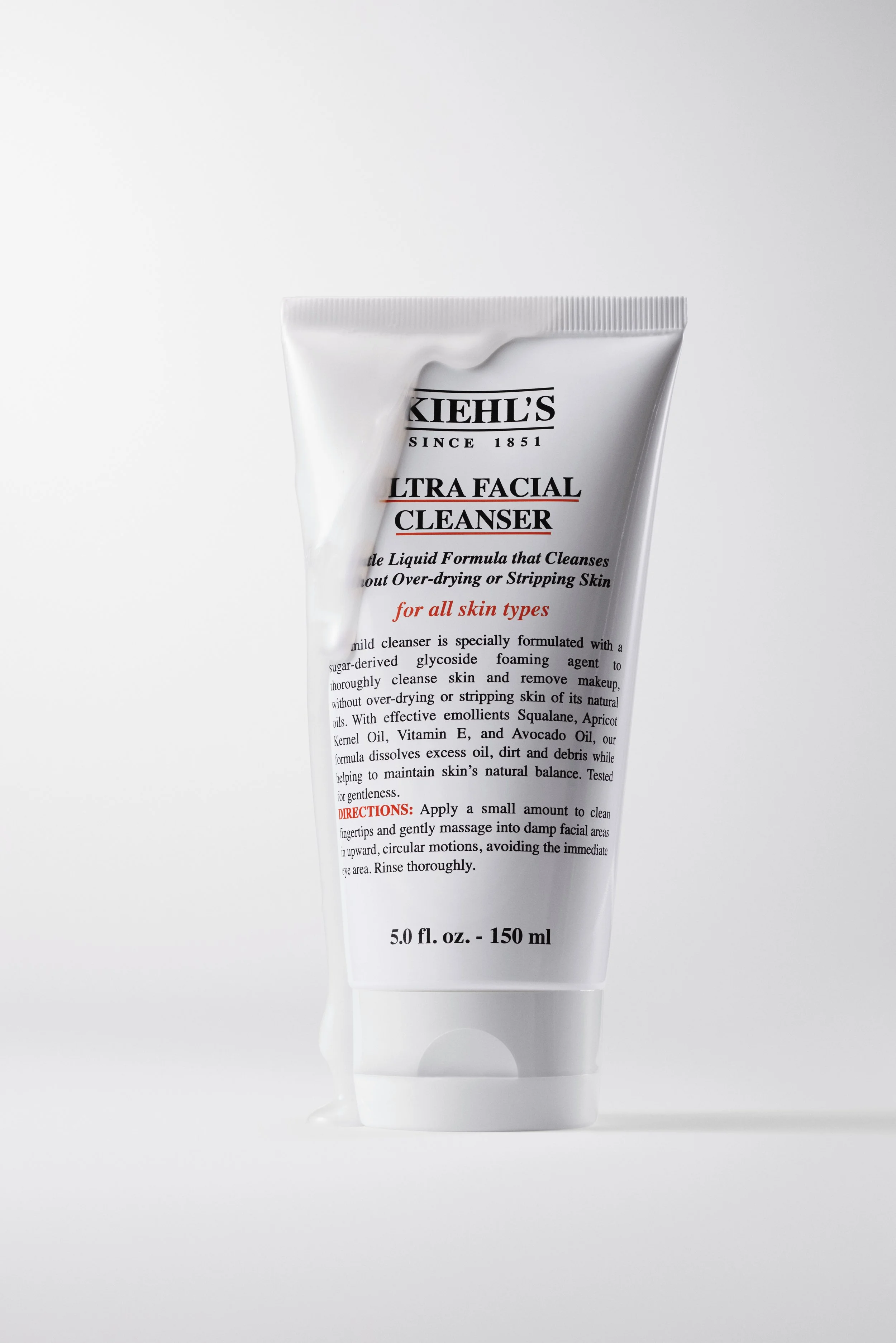KIE-2026-JUNE-FF-50OFF-TEXTURE-UF-CLEANSER_078_CLEANSER-SQUEEZE-OPT_v3_QC_R300.jpg