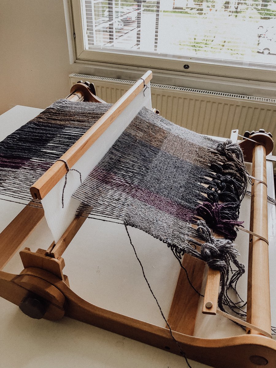 Beginner's Loom Weaving — make gather grow