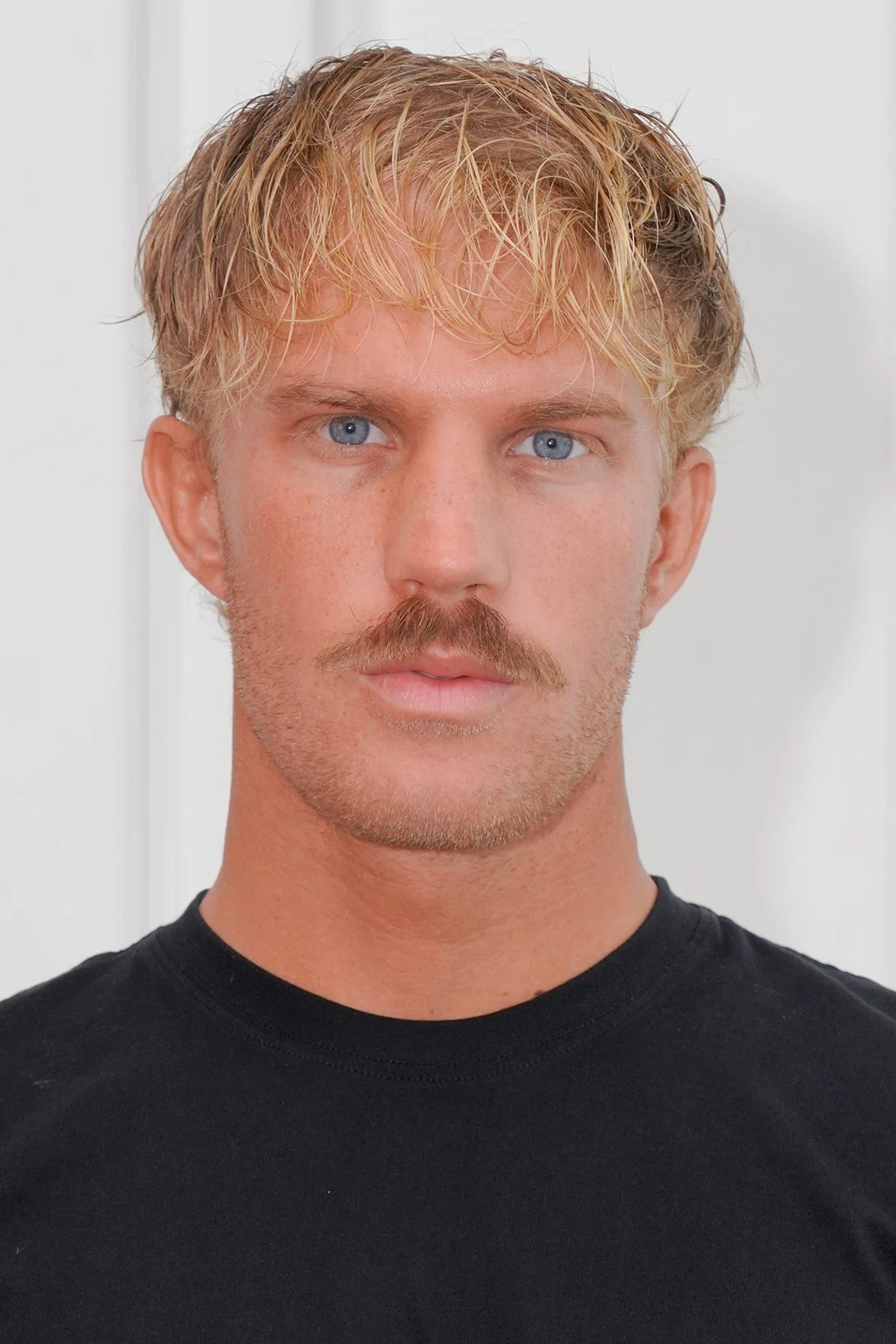 model digitals, polaroids