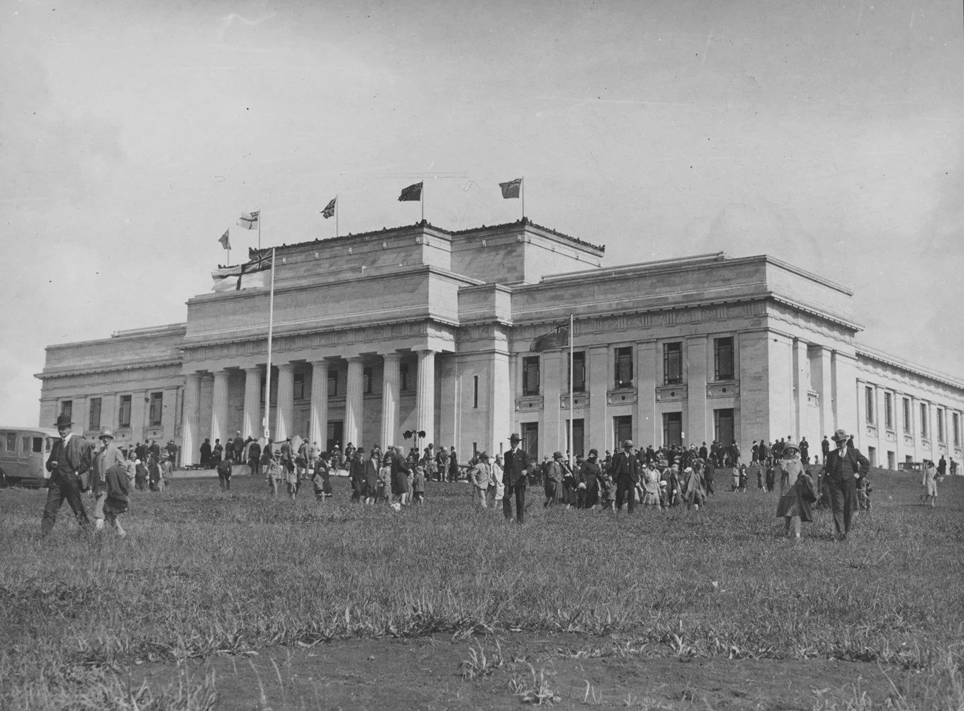 Time Walkers: Auckland Domain's Legacy of Sport, Play, and Place