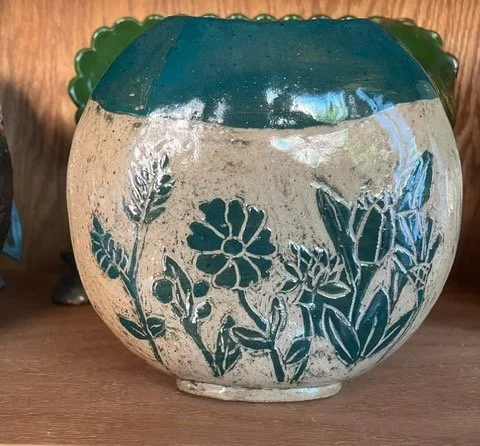 Dark Green 
Sgraffito Vase $50