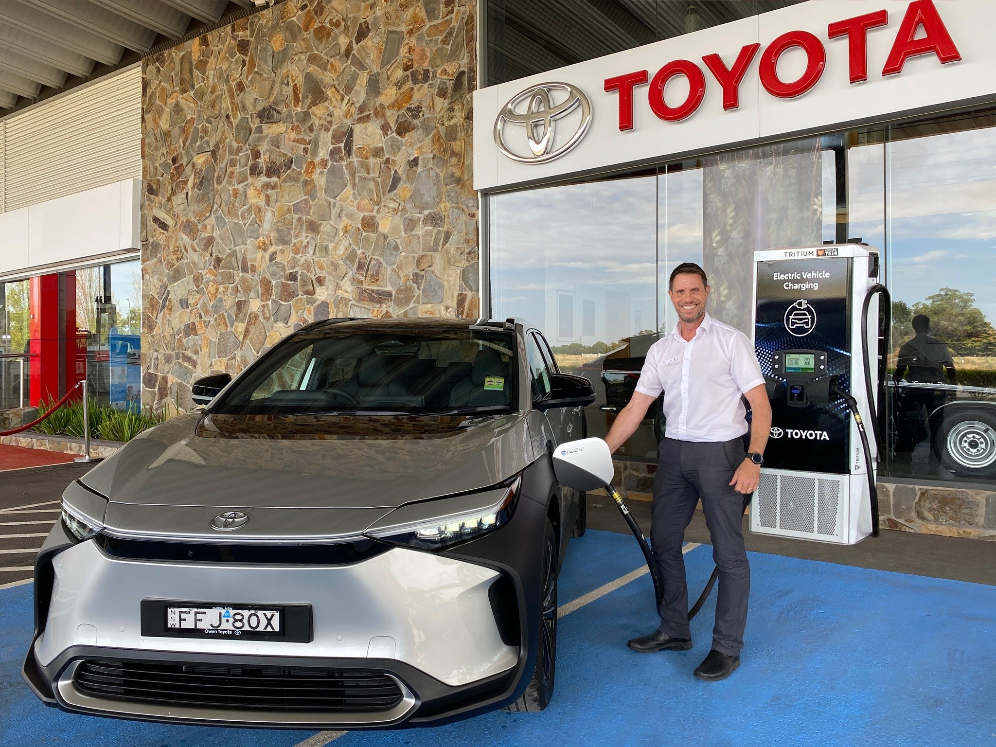 Eco and Sustainability Feature spotlight - Owen Toyota 

Owen Toyota, right here in our community; just a hop, skip and a jump to Griffith, has a whole bunch of electric vehicles ready to roll. 
Their new bZ4X is kind of a game changer - it's spaciou