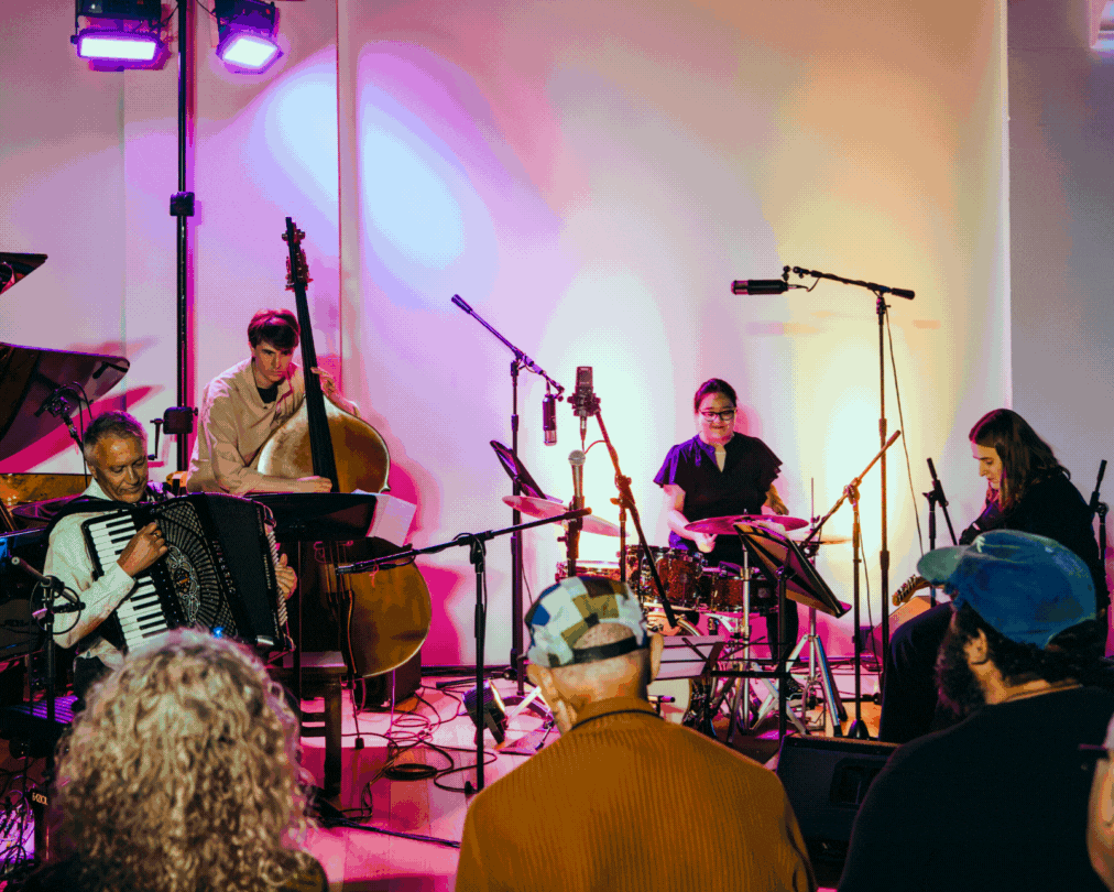 Untitled design (25).gif