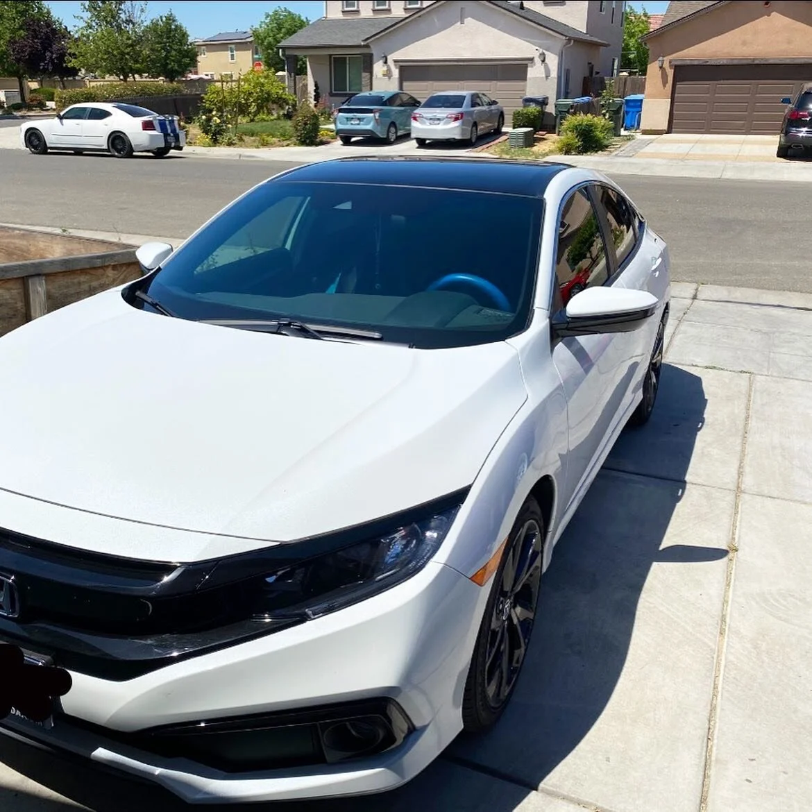 2021 Honda Civic sport Came in for a gloss black roof 🔥 

DM TO SETUP APPOINTMENT