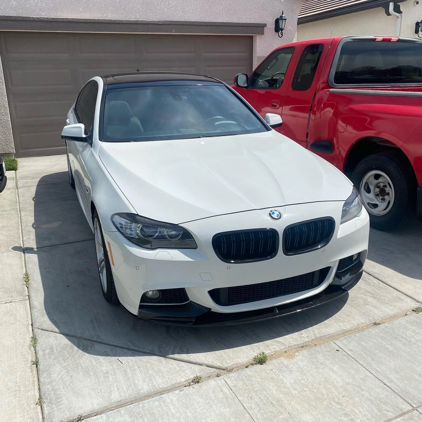 Gloss black Roof wrap done on this 535i 🏎💨 🔥🔥🔥