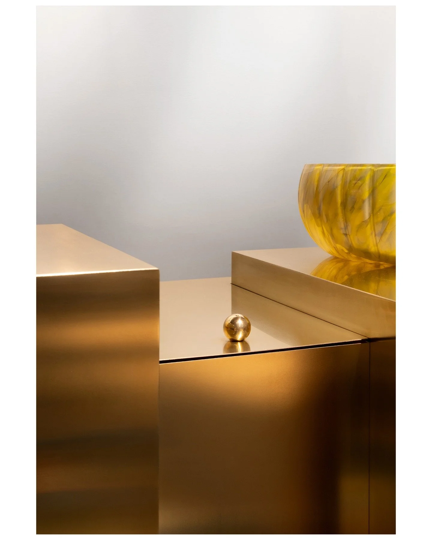 Work for @alma_ebenistes

EVOLUTION Side board / Burshed brass on wood panels, interior made with velvet from @lamaisonpierrefrey

Shot @biennale_revelations