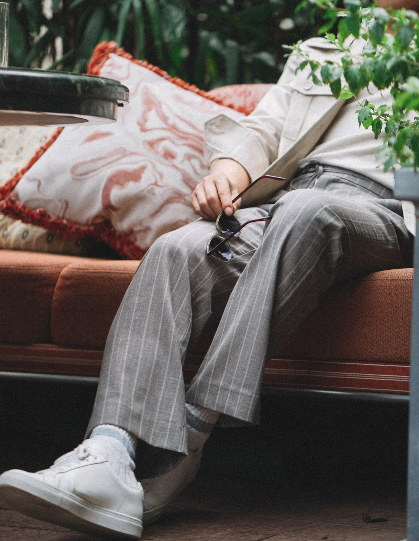 Softly structured, effortlessly refined.
.
Our new drawstring featherweight trousers&mdash;woven in wool/silk/linen blend&mdash;balance ease with elegance. Soon available read-made online, and made-to-measure in store, they&rsquo;re crafted for days 