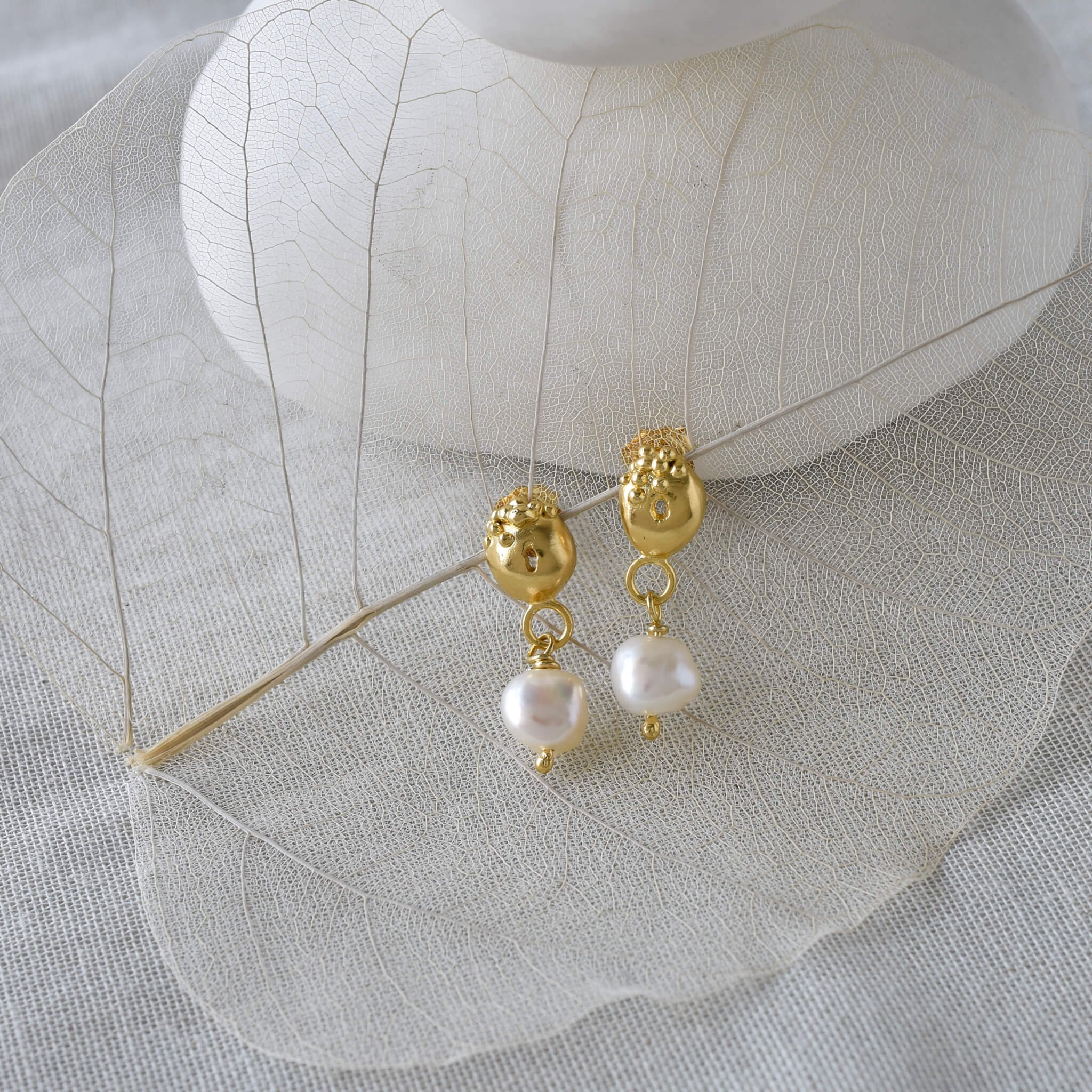 gold-pearl-earrings-Militza-Ortiz-Jewellery-18bd.jpg
