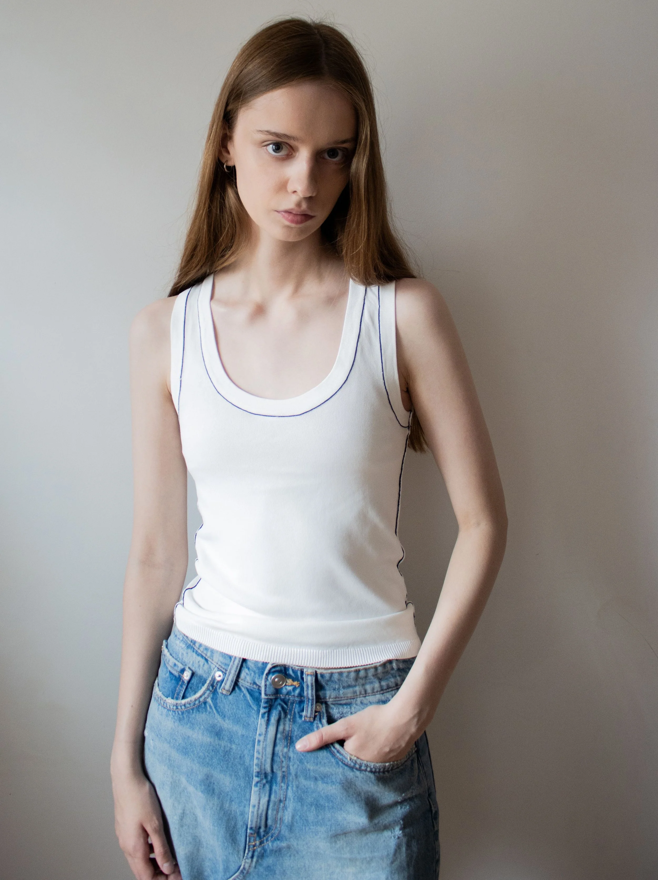 4-chloe-moss-main-book.jpg