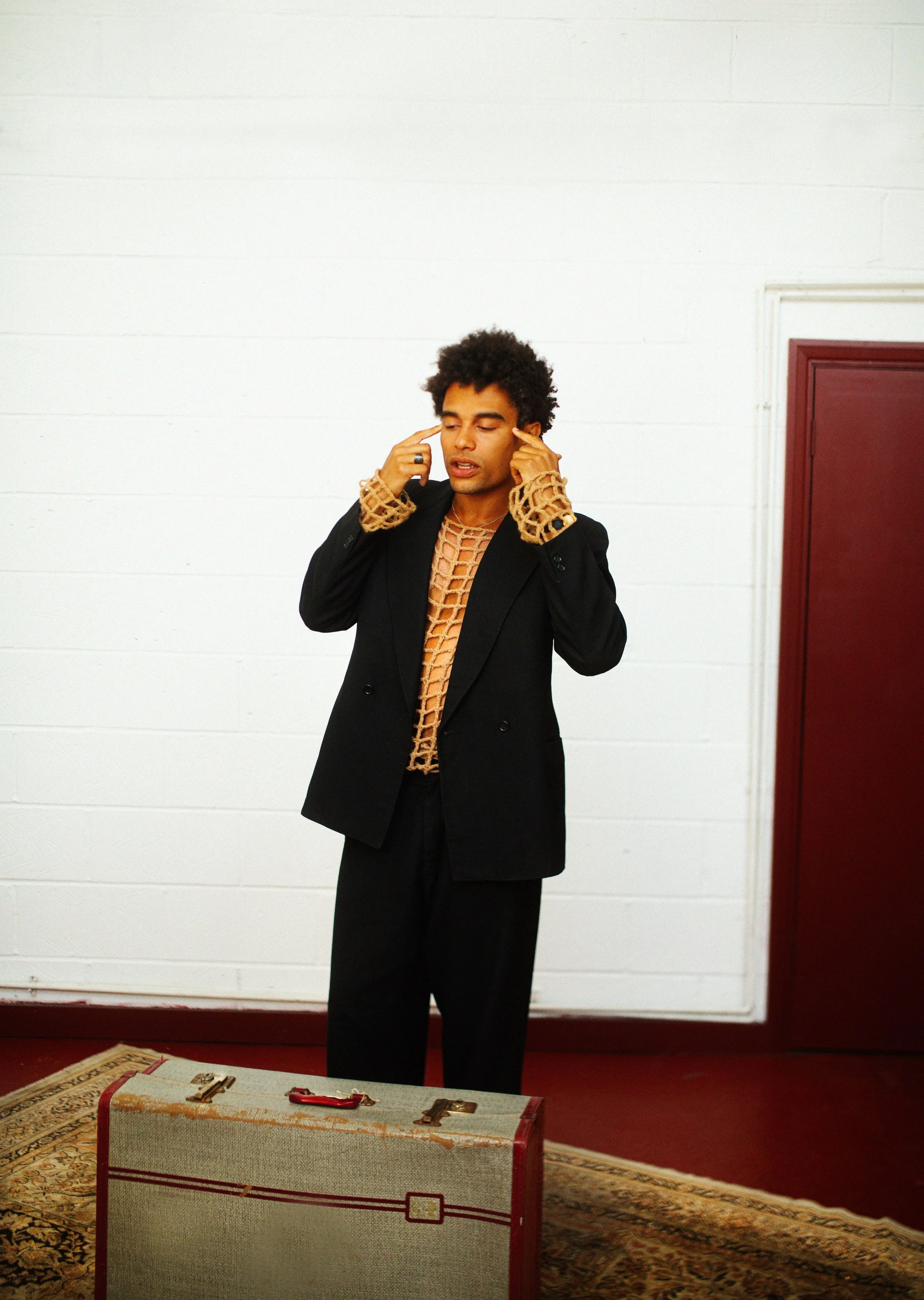 10-hendrix-h-main-book-another-mother-management.jpg