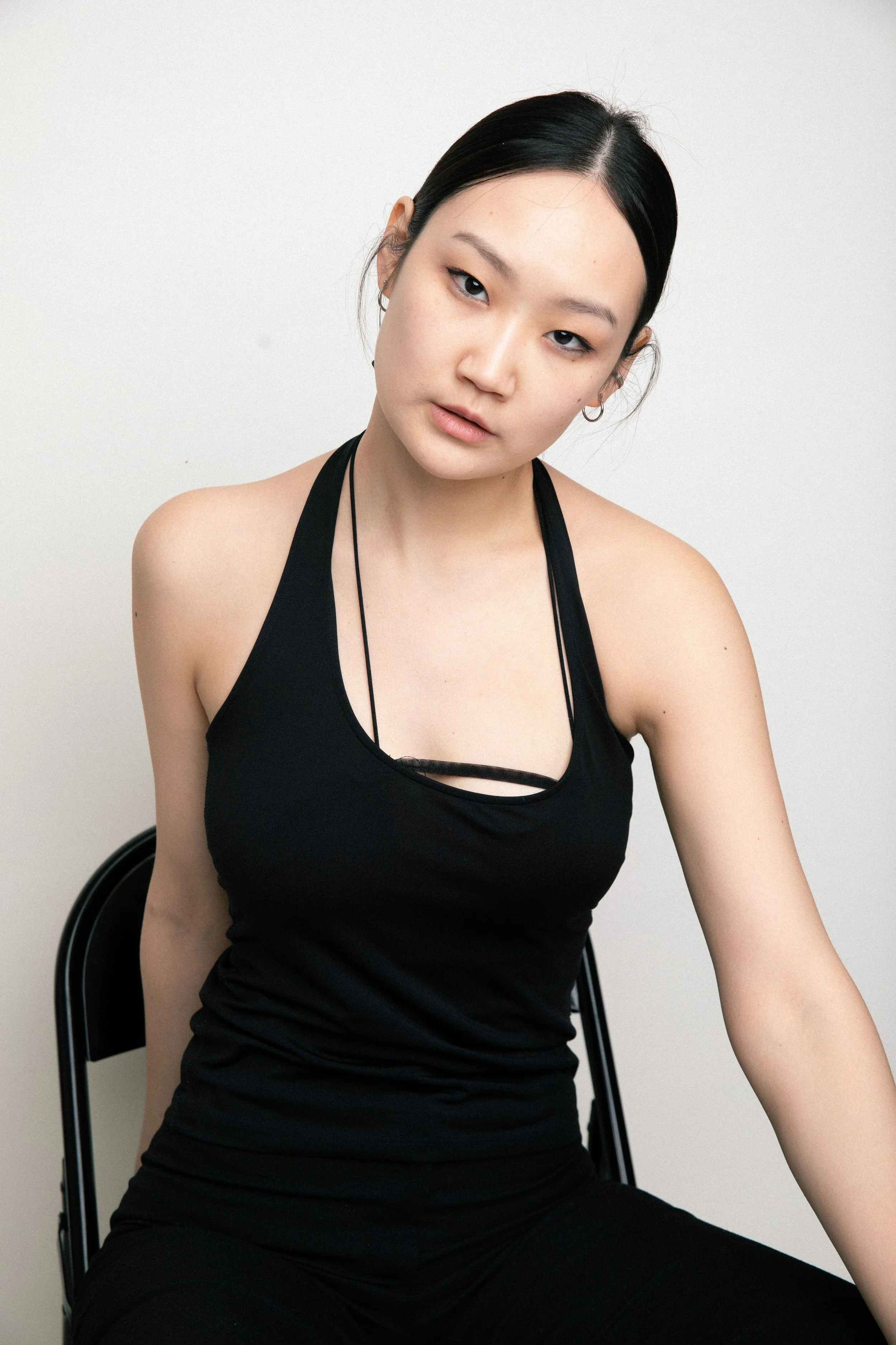 8-anujin-r-main-book-another-mother-management.jpg