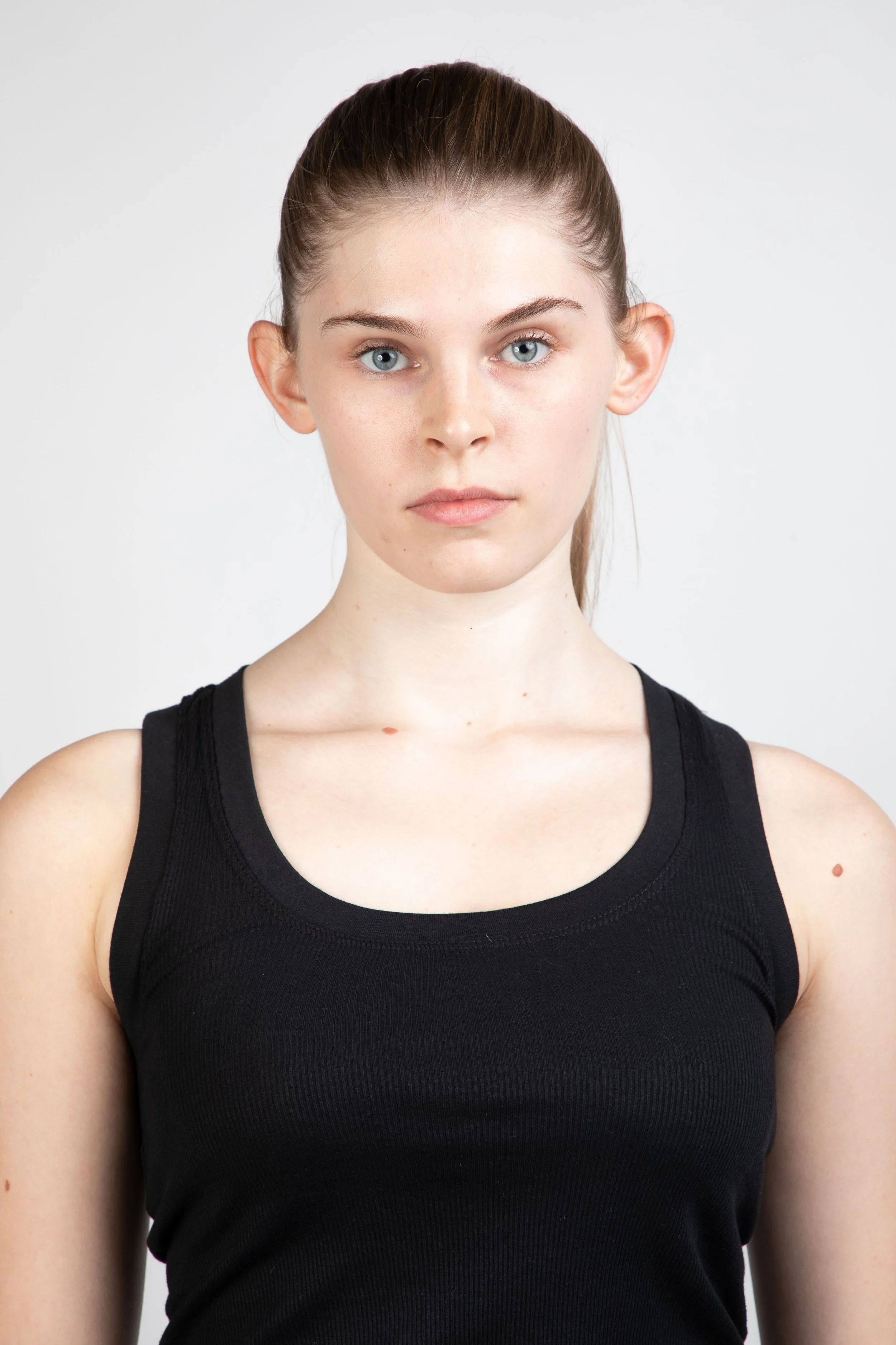 15-ella-k-polas-2026-another-mother-management.jpg