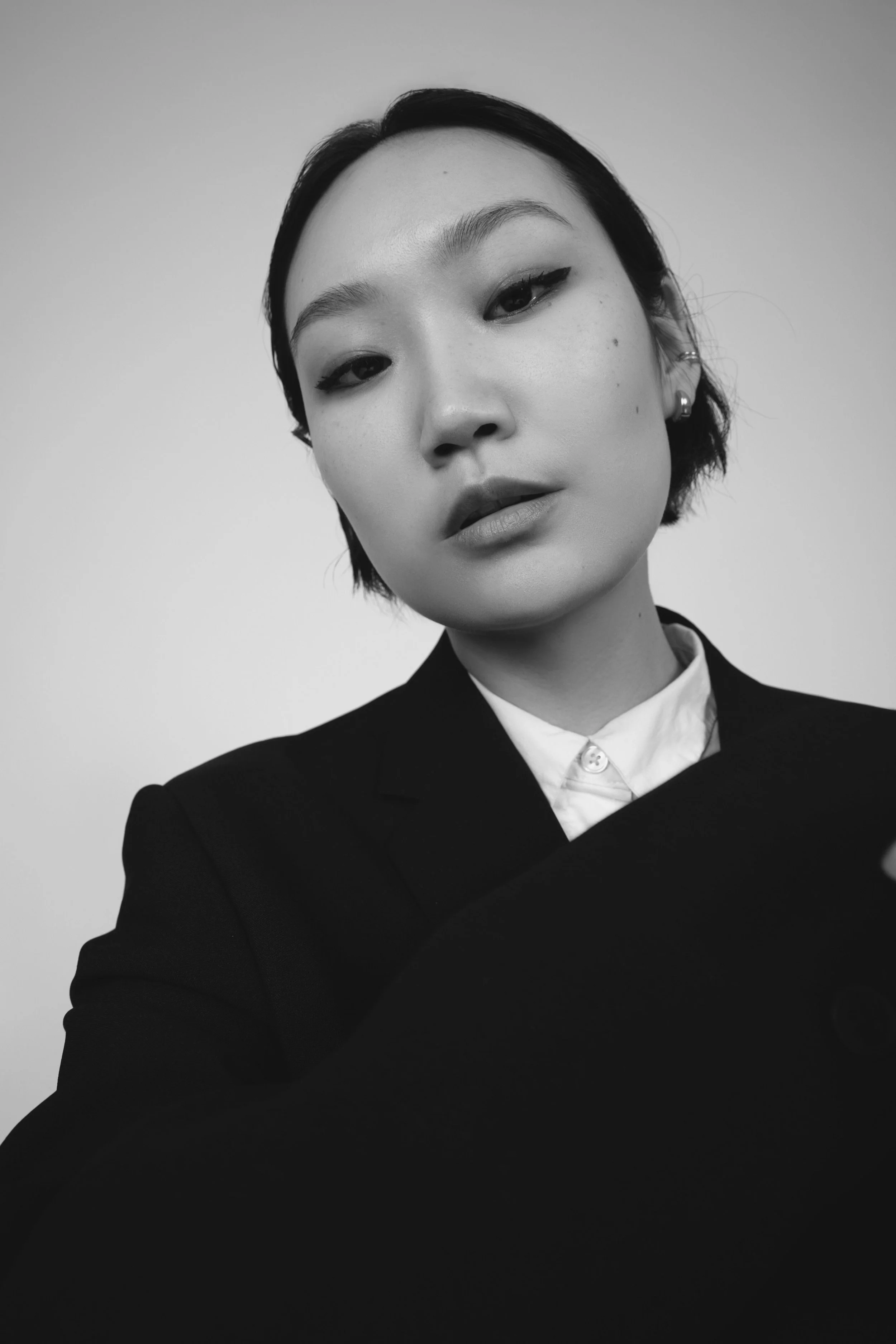 3-anujin-r-main-book-another-mother-management.jpg
