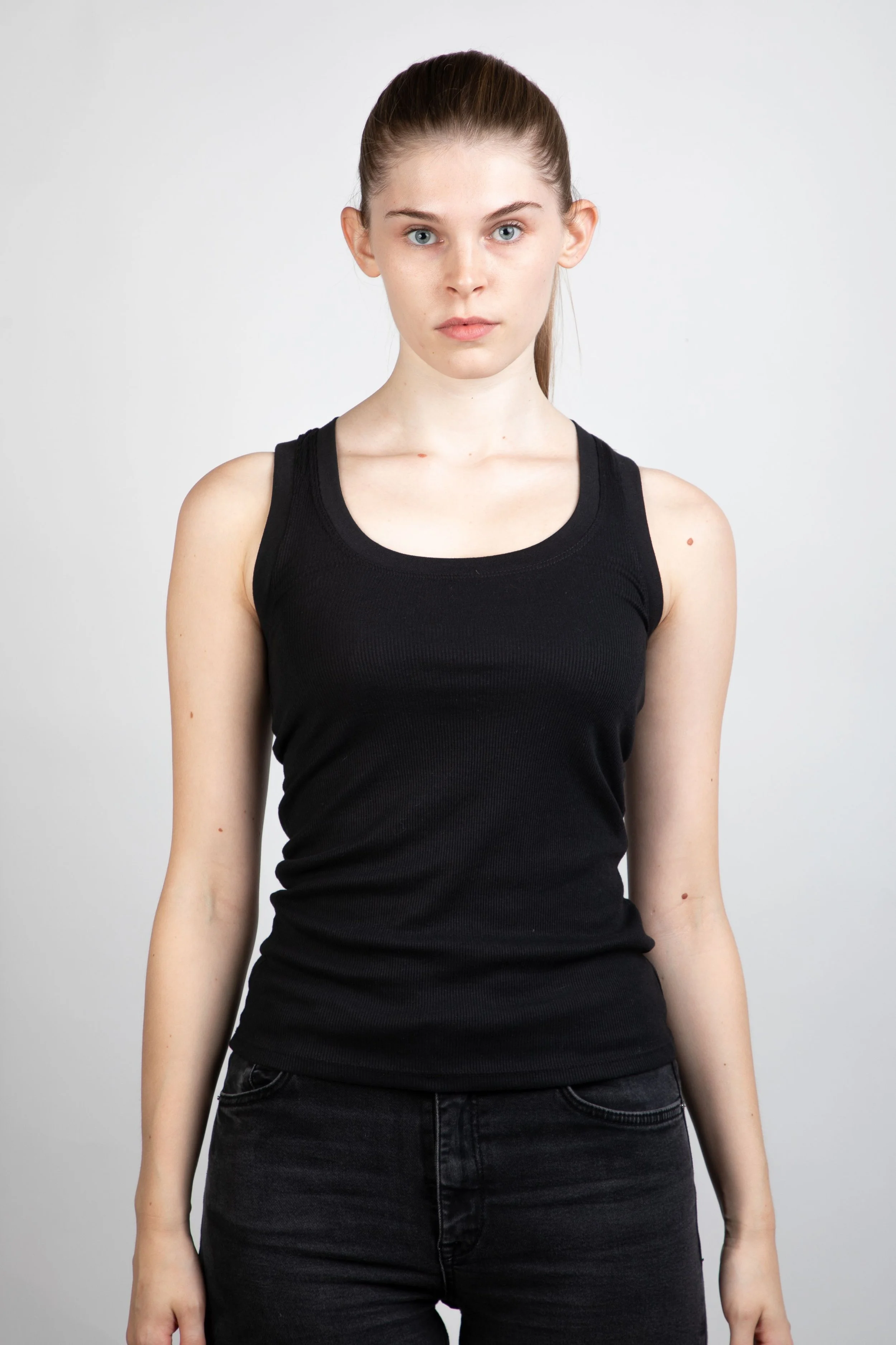 9-ella-k-polas-2026-another-mother-management.jpg