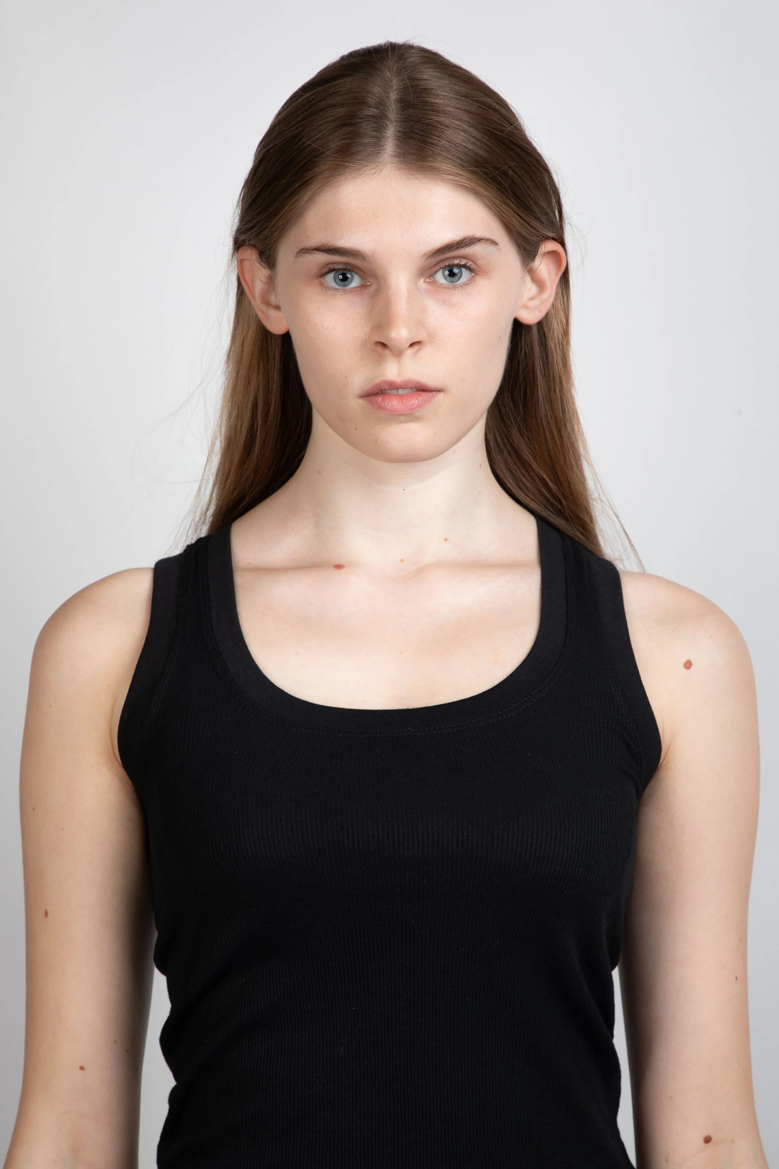7-ella-k-polas-2026-another-mother-management.jpg