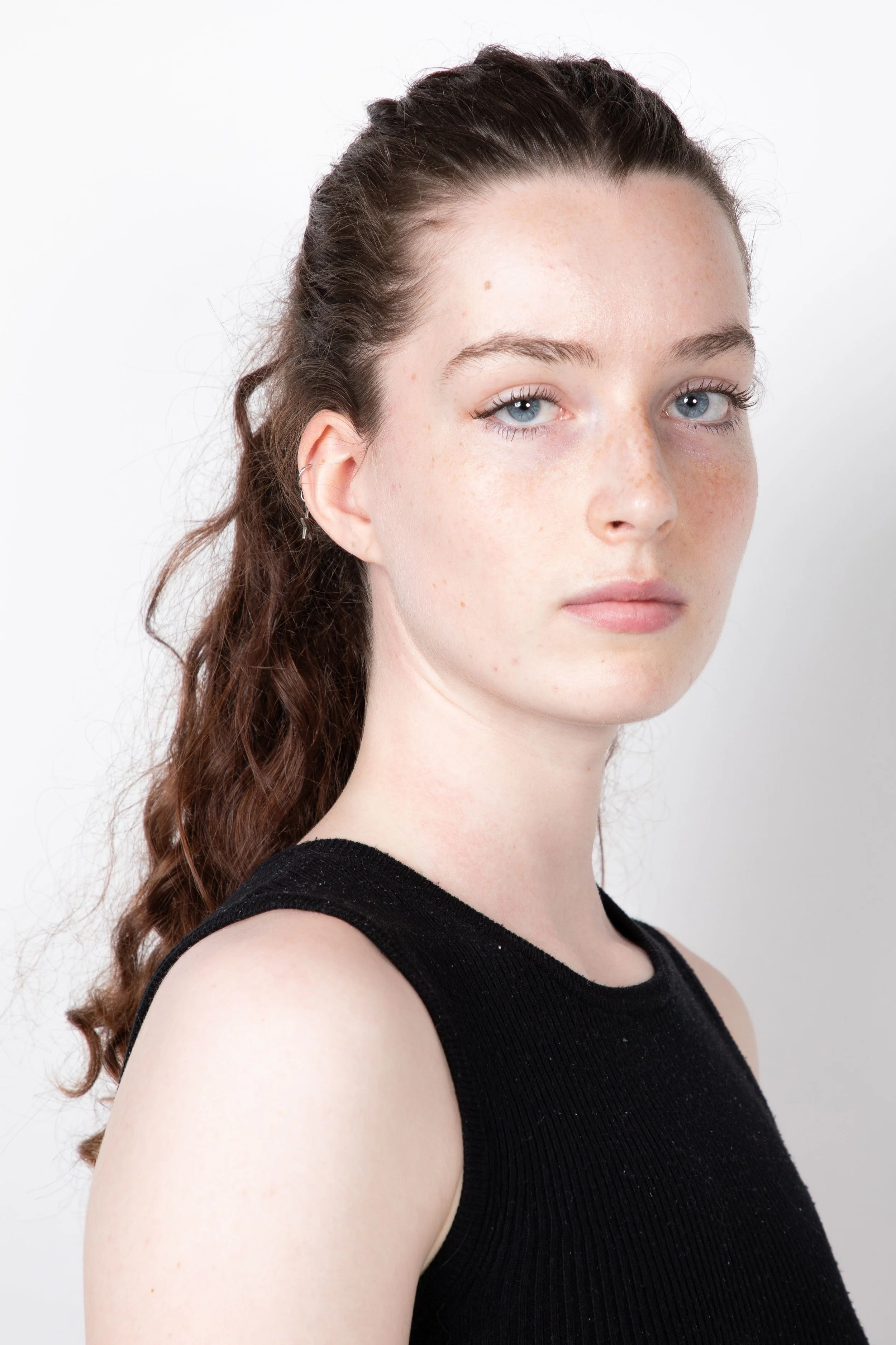 10-manon-w-polas-2026-another-mother-management.jpg