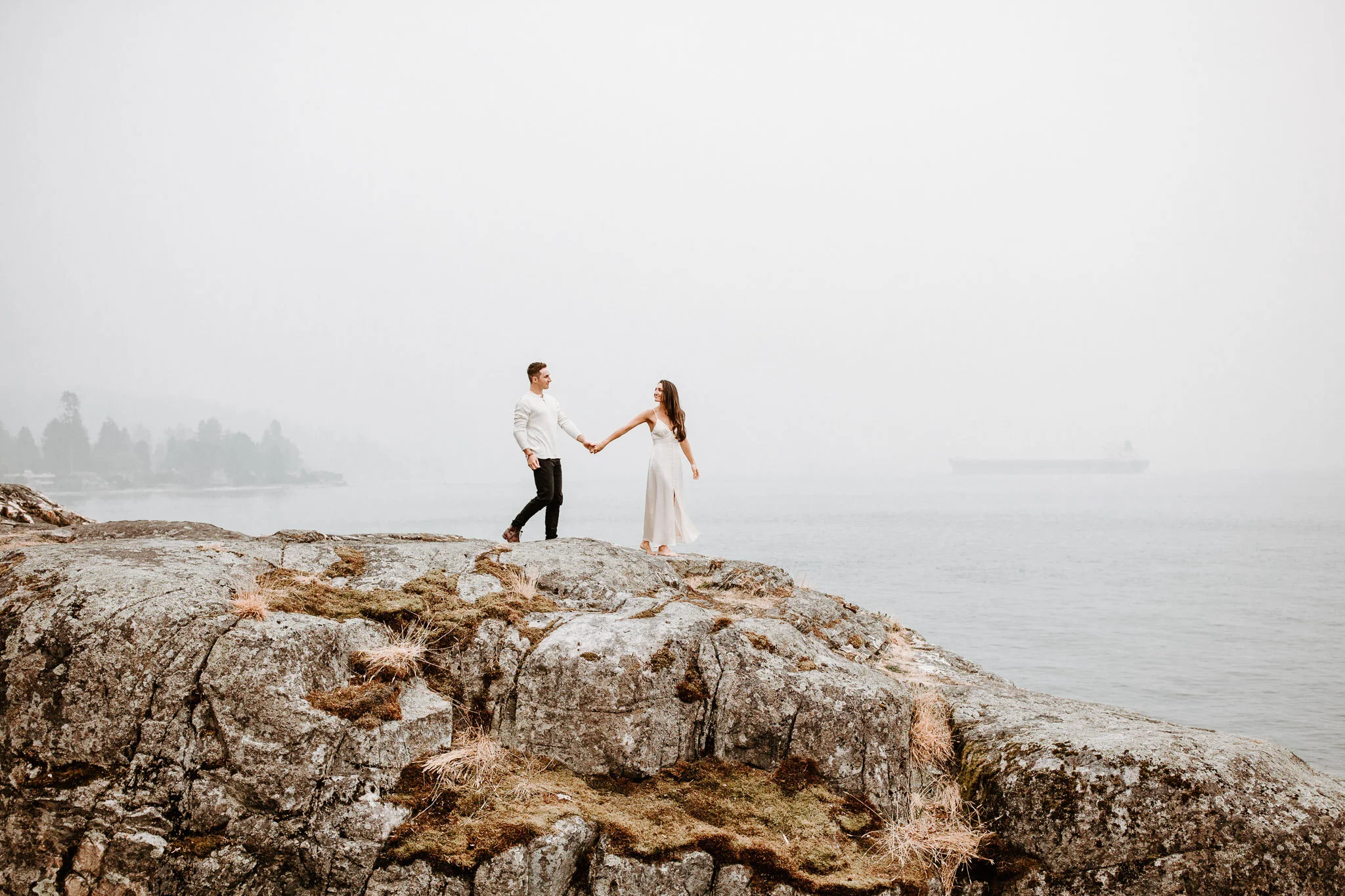 Amanda & Kevin - West Vancouver Oceanside Engagement Session