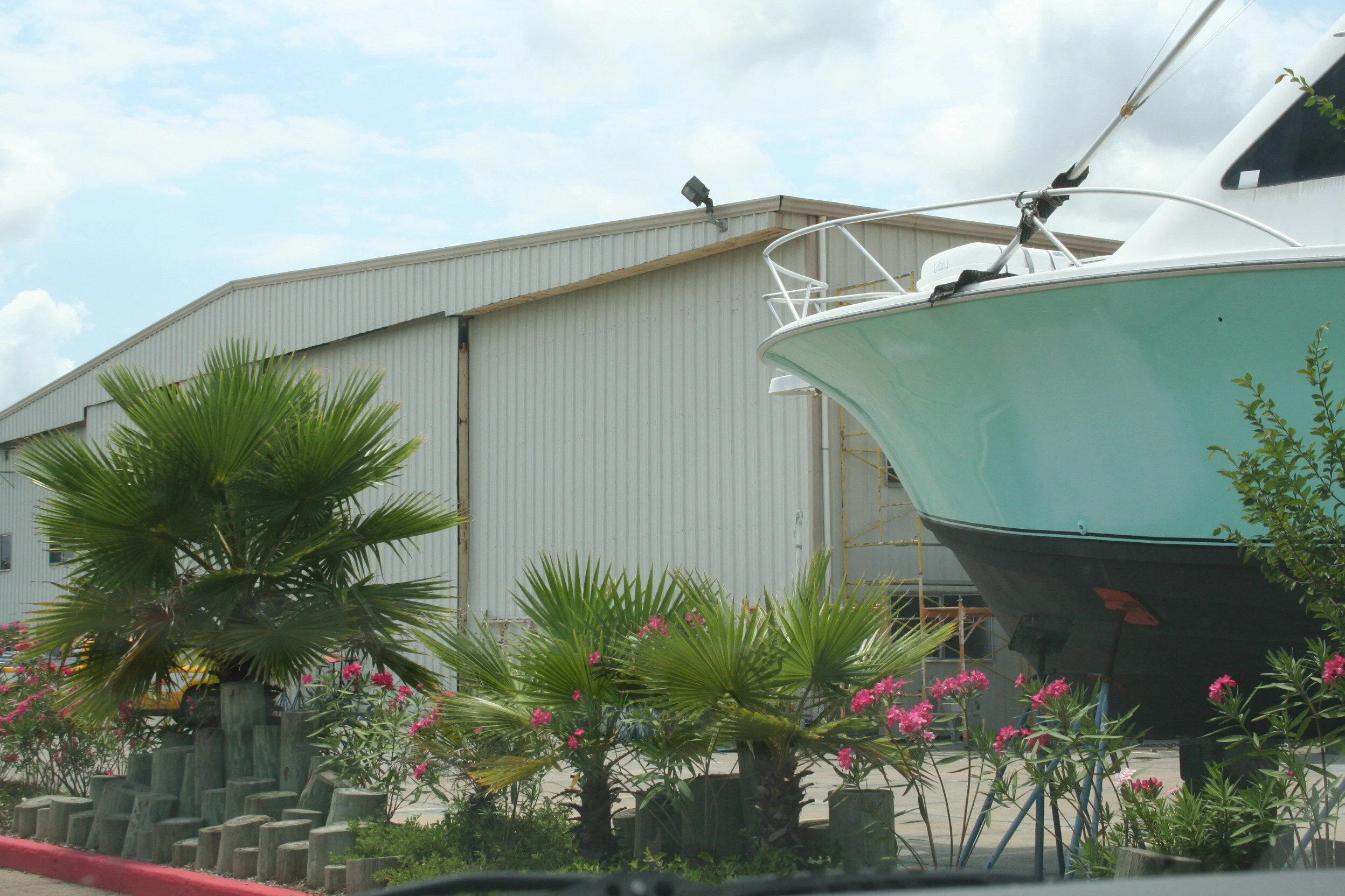 — WATERGATE YACHTING CENTER