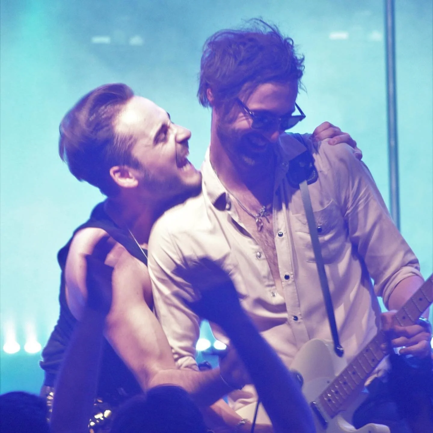 Friends Like These - Happy Friday! Hope you&rsquo;re having a great day. Here&rsquo;s a flash back to when I was on tour with @olliewride and @fm84music. There is nothing quite like playing live with your mates. Can&rsquo;t wait to do it again soon ?