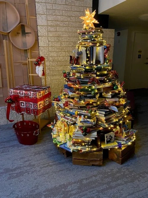 Call for mittens, scarves, and hats