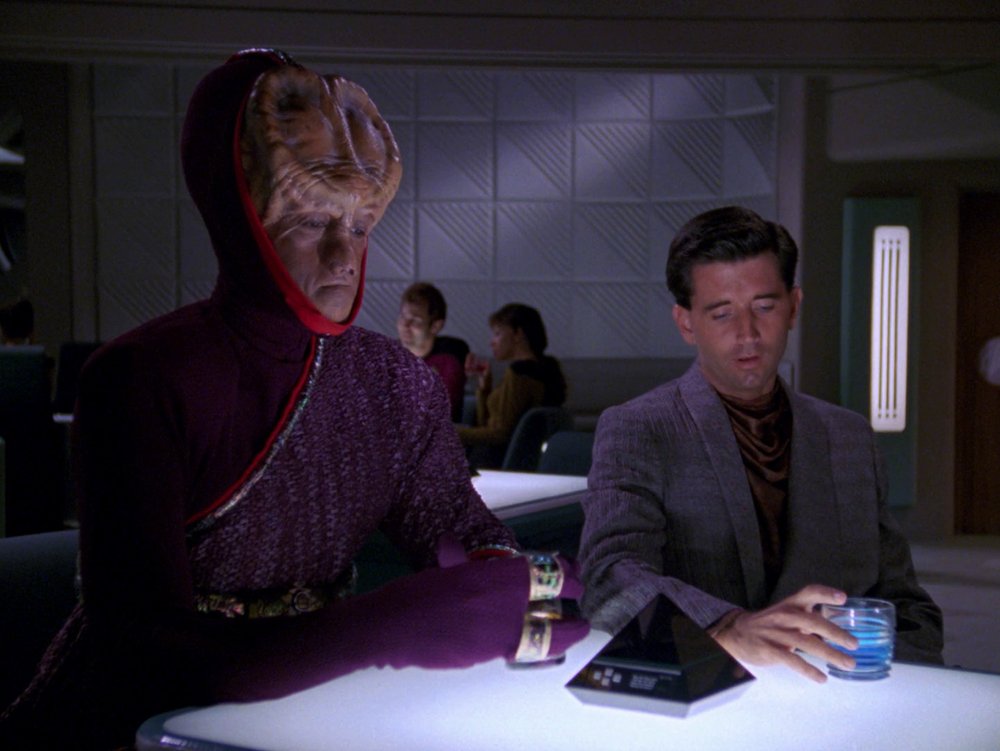 TNG 3.08 "The Price"
