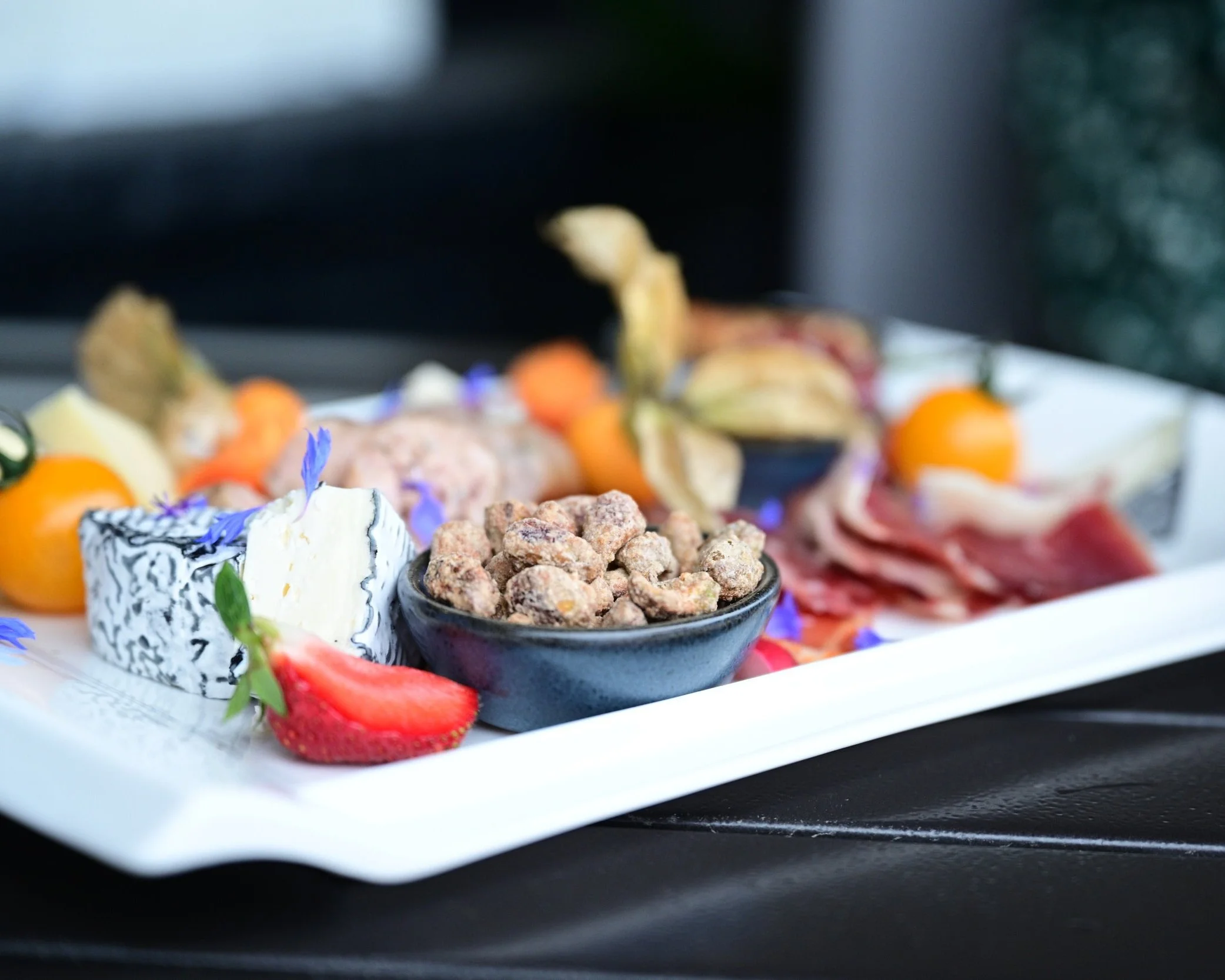 Apothecary Cocktail Lounge Ottawa, ON