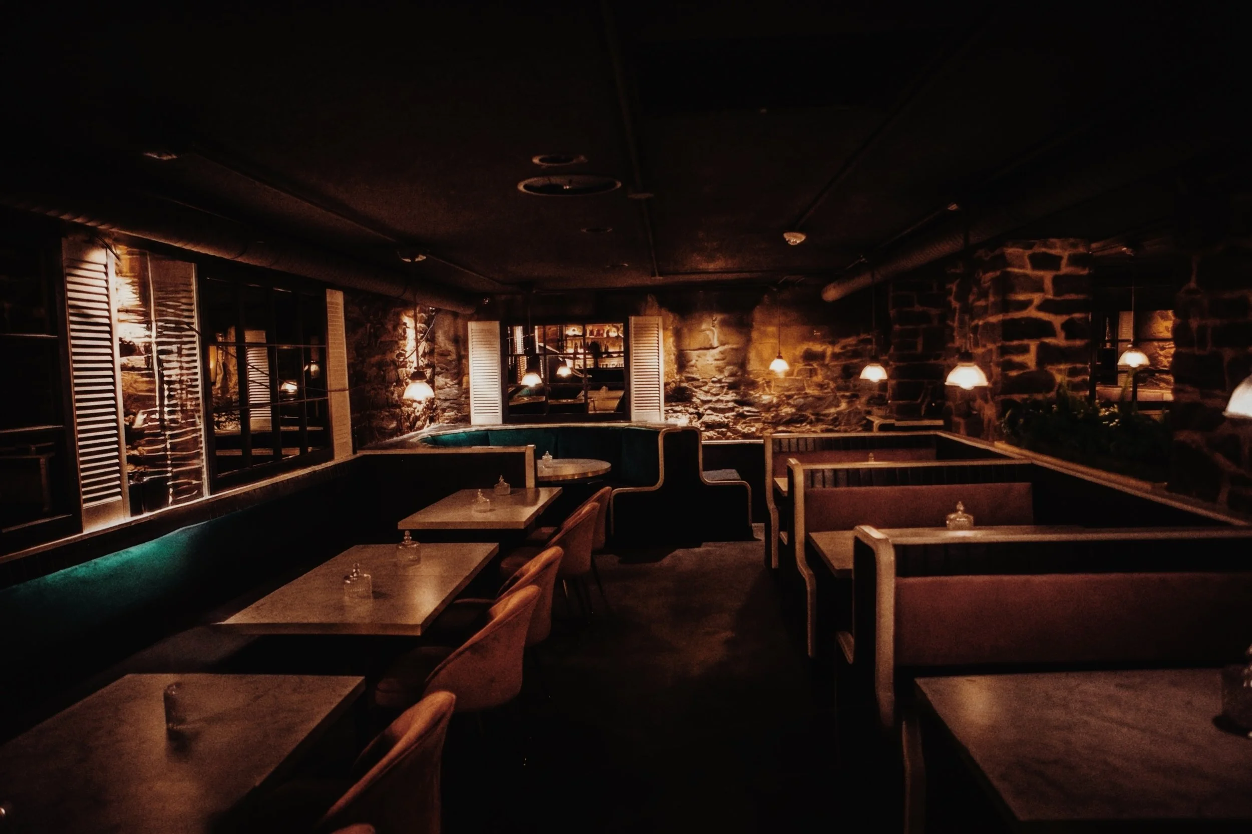 Apo-interior.jpg