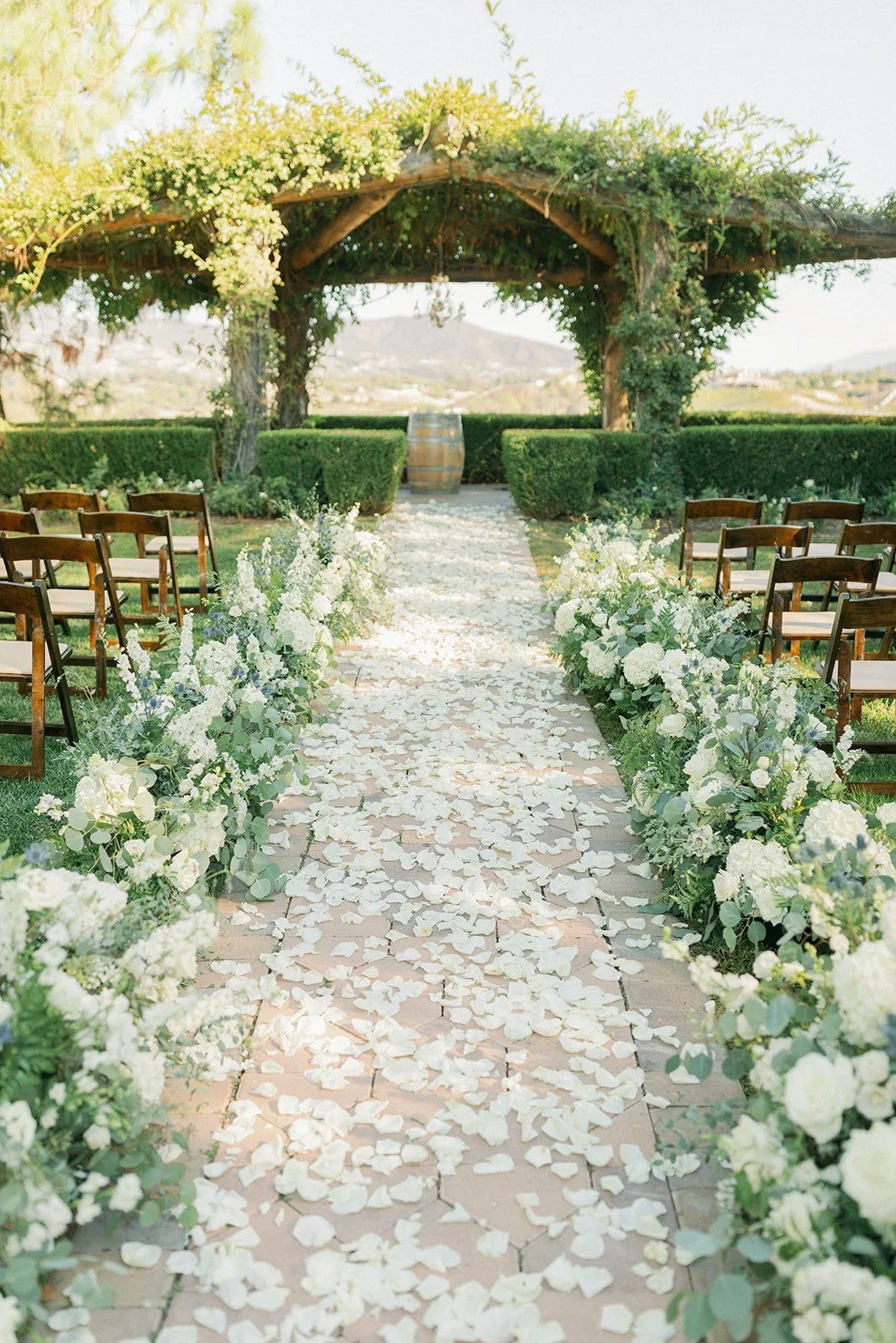 How Far in Advance Should You Book a Wedding Planner in Southern California?