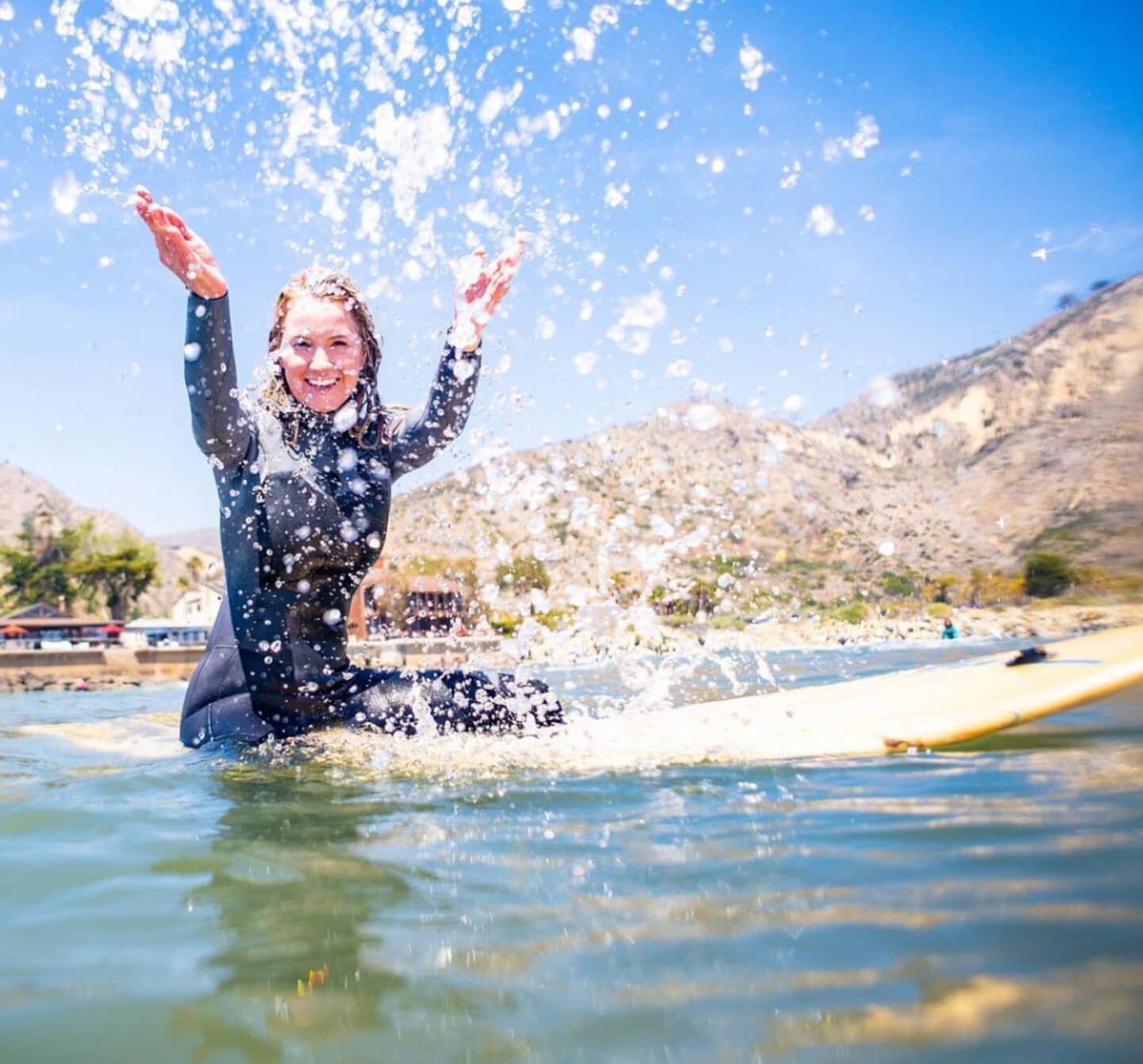 Wishing you all a fun and safe 4th of July weekend 🇺🇸 
📷 by @visitventura Smile provided by @surfsunstephanie
#happy4thofjuly #usa #staysafe #havefun #enjoy #sohappy #life #freedom #liberty #justice #wavesforall #liveingratitude