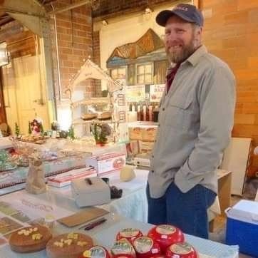 April 27 is the last Saturday (for a while) to shop from Byebrook Farm and Origins Cafe at the Market, so come by and stock up on farmstead Gouda cheese and soup. And there's 24 more farmers and makers featured plus music and Project Prom at the comm