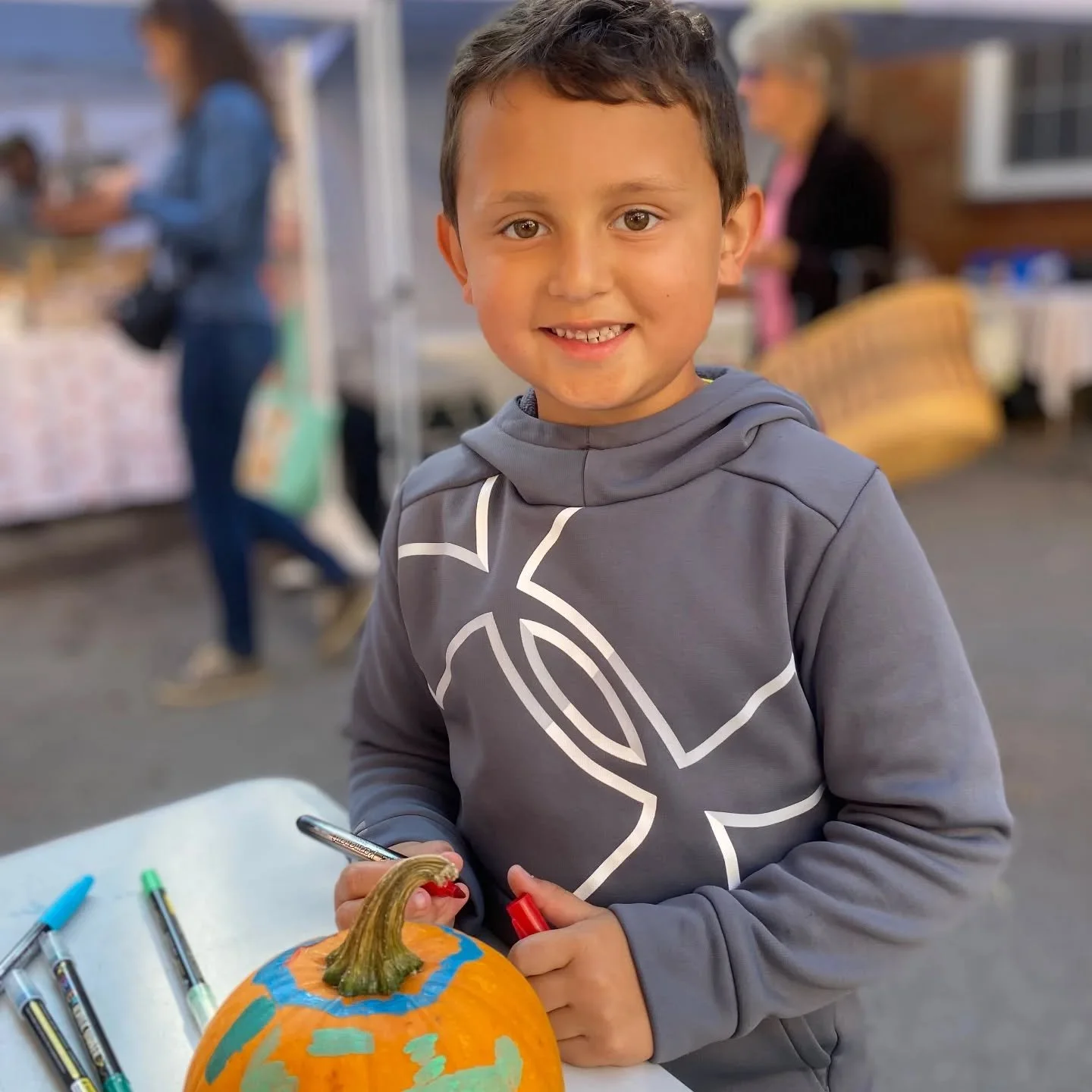 Free pumpkin painting for kids with Miss Jen today until noon. 

#pumpkins #farmersmarket #kidsathefarmersmarket #cooperstownfarmersmarket #cooperstownny