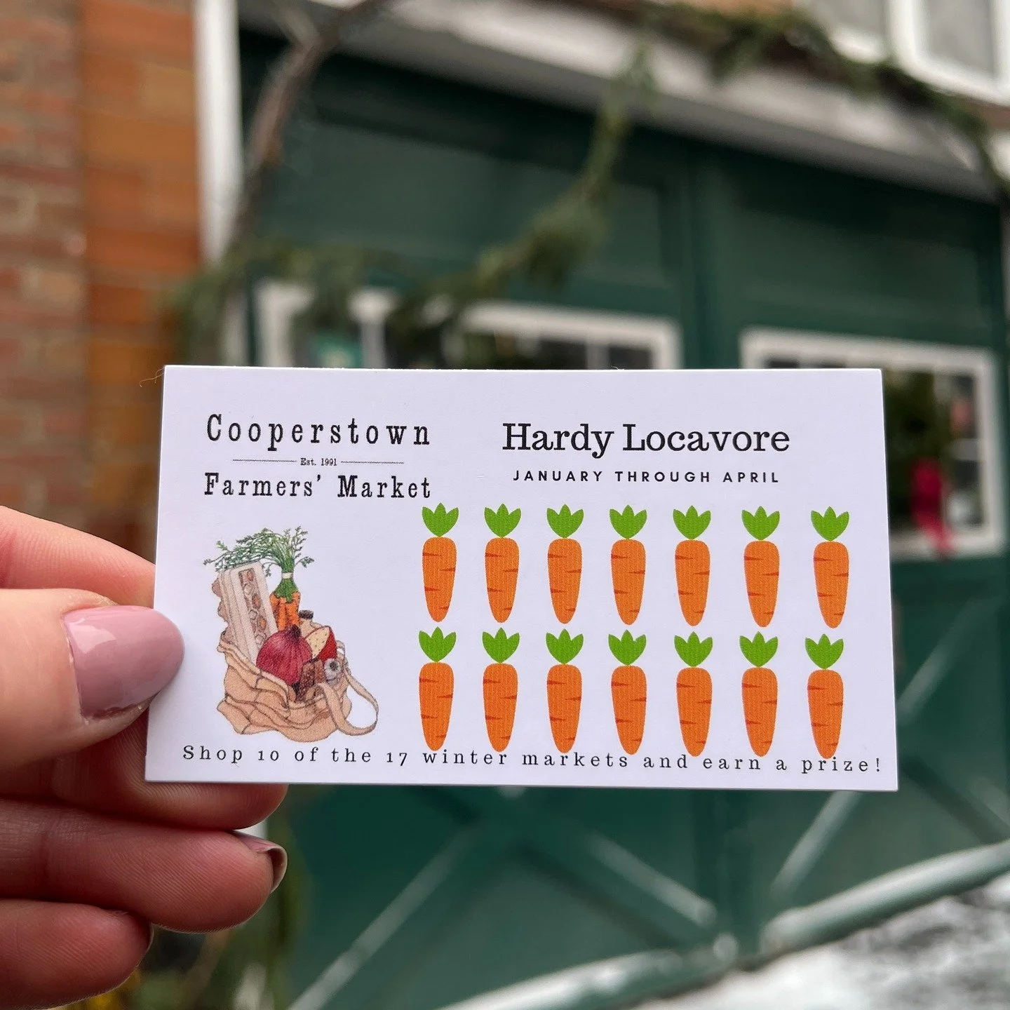 Become a Hardy Locavore by visiting the market 10 times before April and receive a prize! 🎁
Purchase a beautiful dried bouquet donated by @artfarmcutflower to support our SNAP match program

Winter hours - Saturdays 10am-2pm Jan-Apr