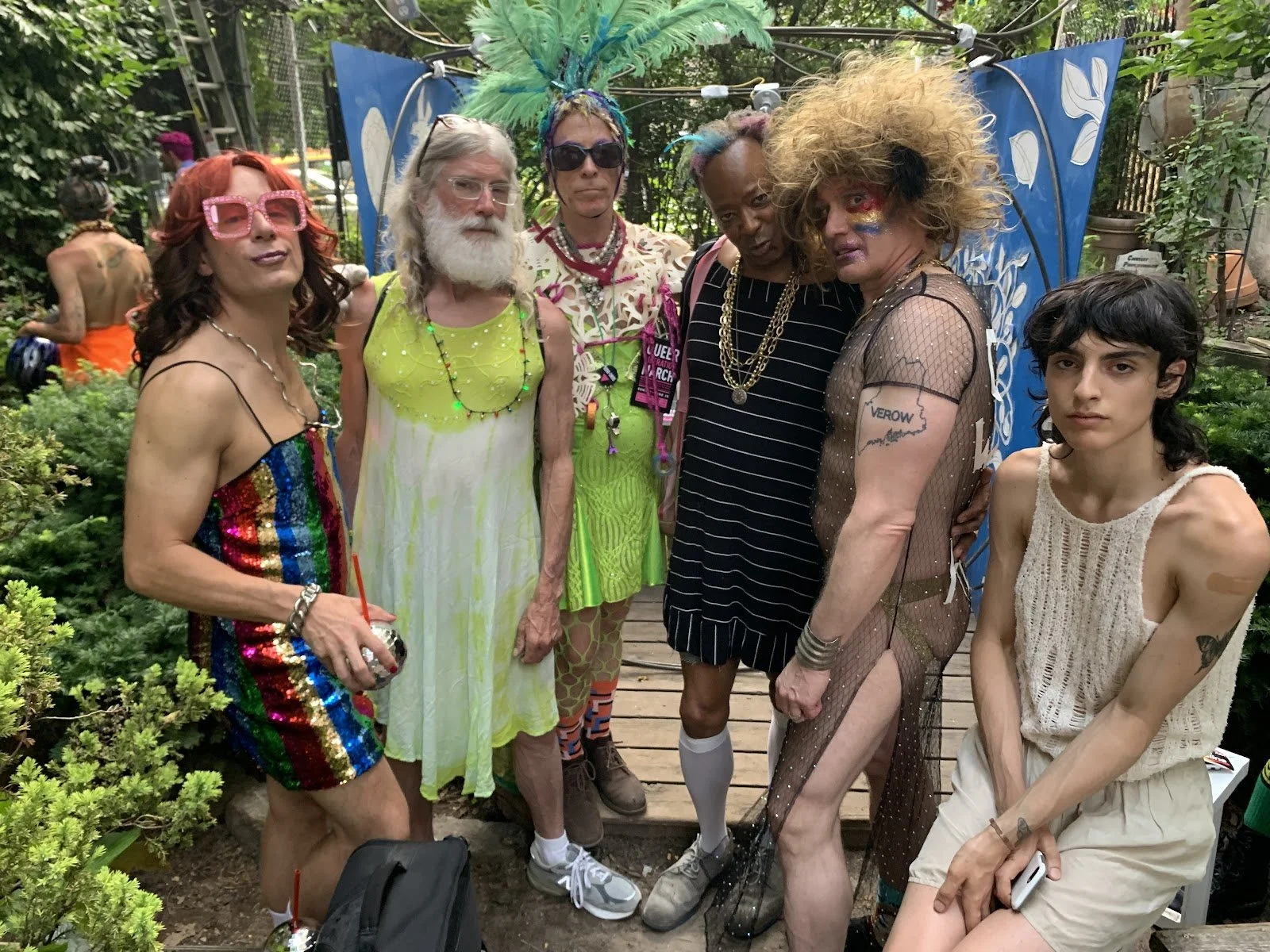 DRAG MARCH DRESS UP