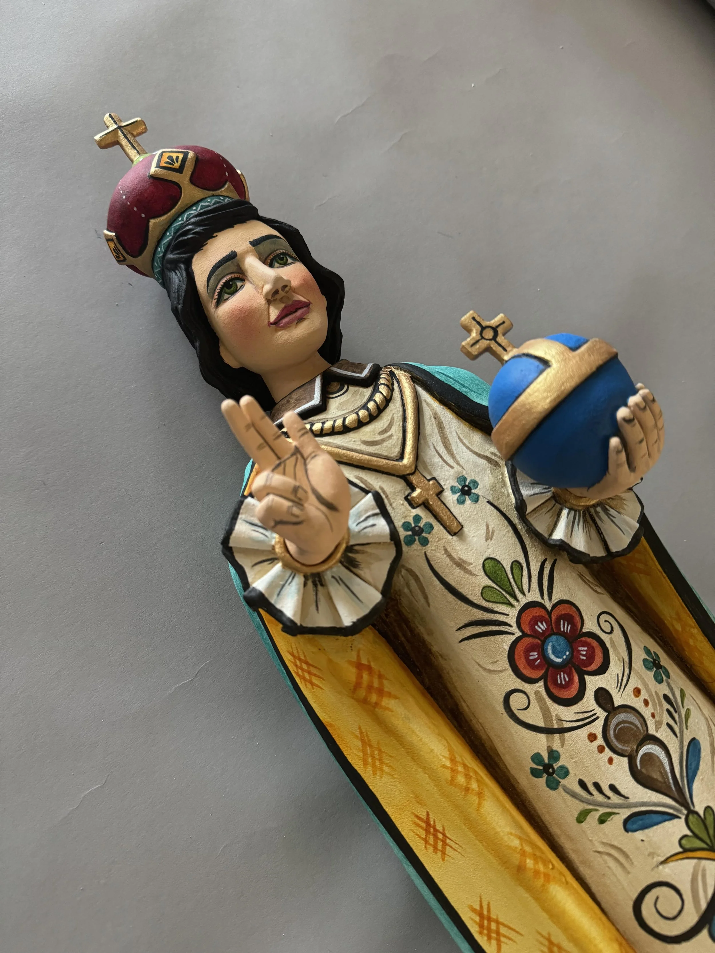 Santo Nino De Praga Detail 